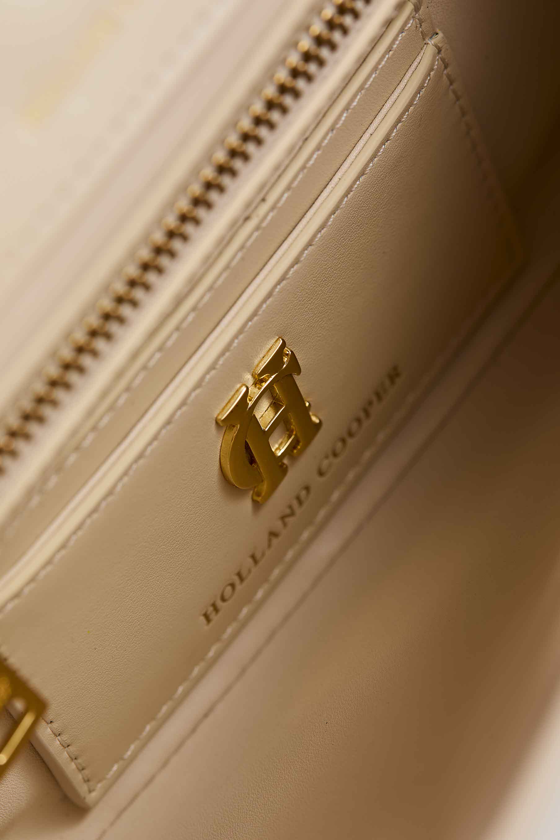 Abbot Quilted Clutch Bag (Cream) - Image 7