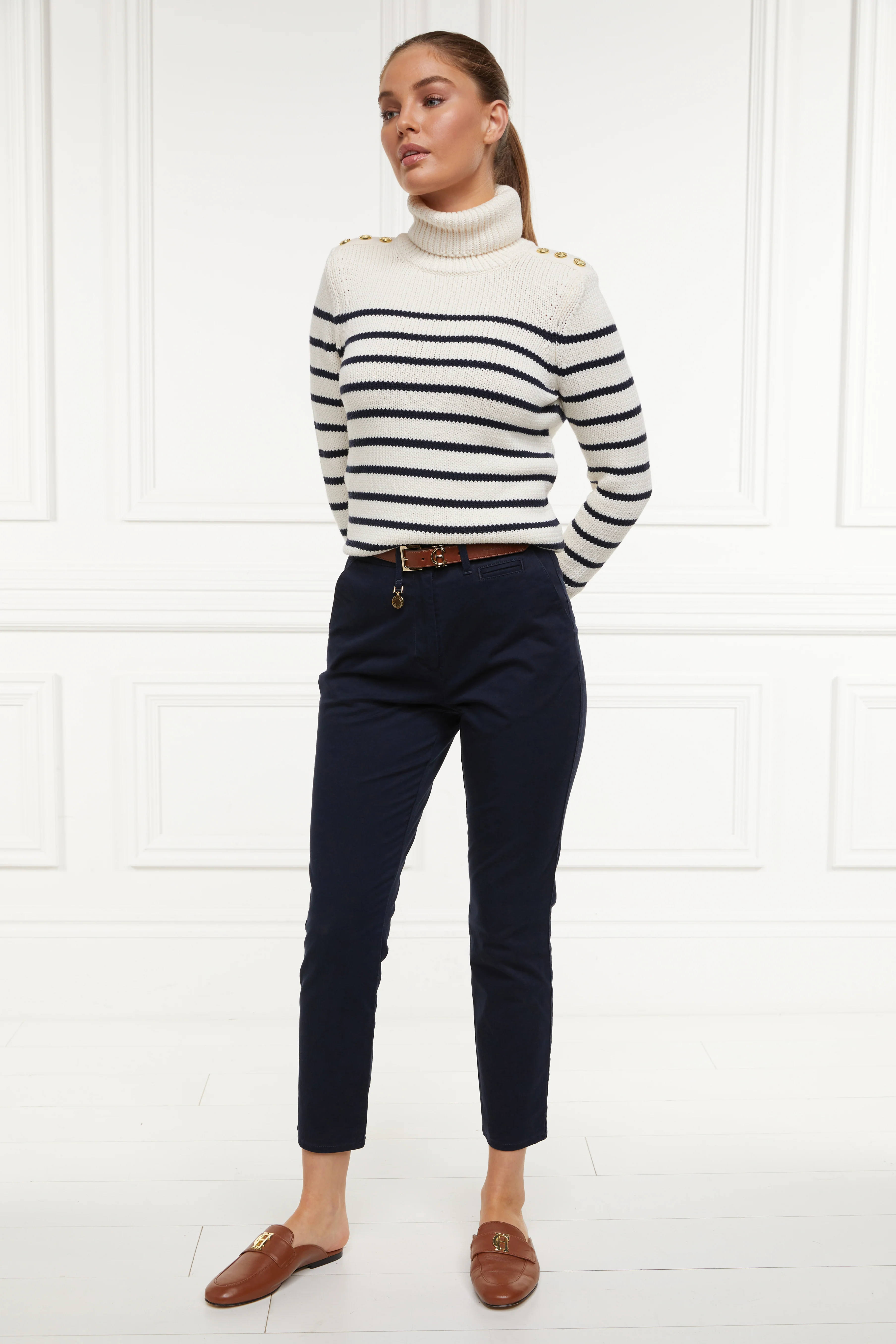 Arnesby Chino (Ink Navy) - Image 8