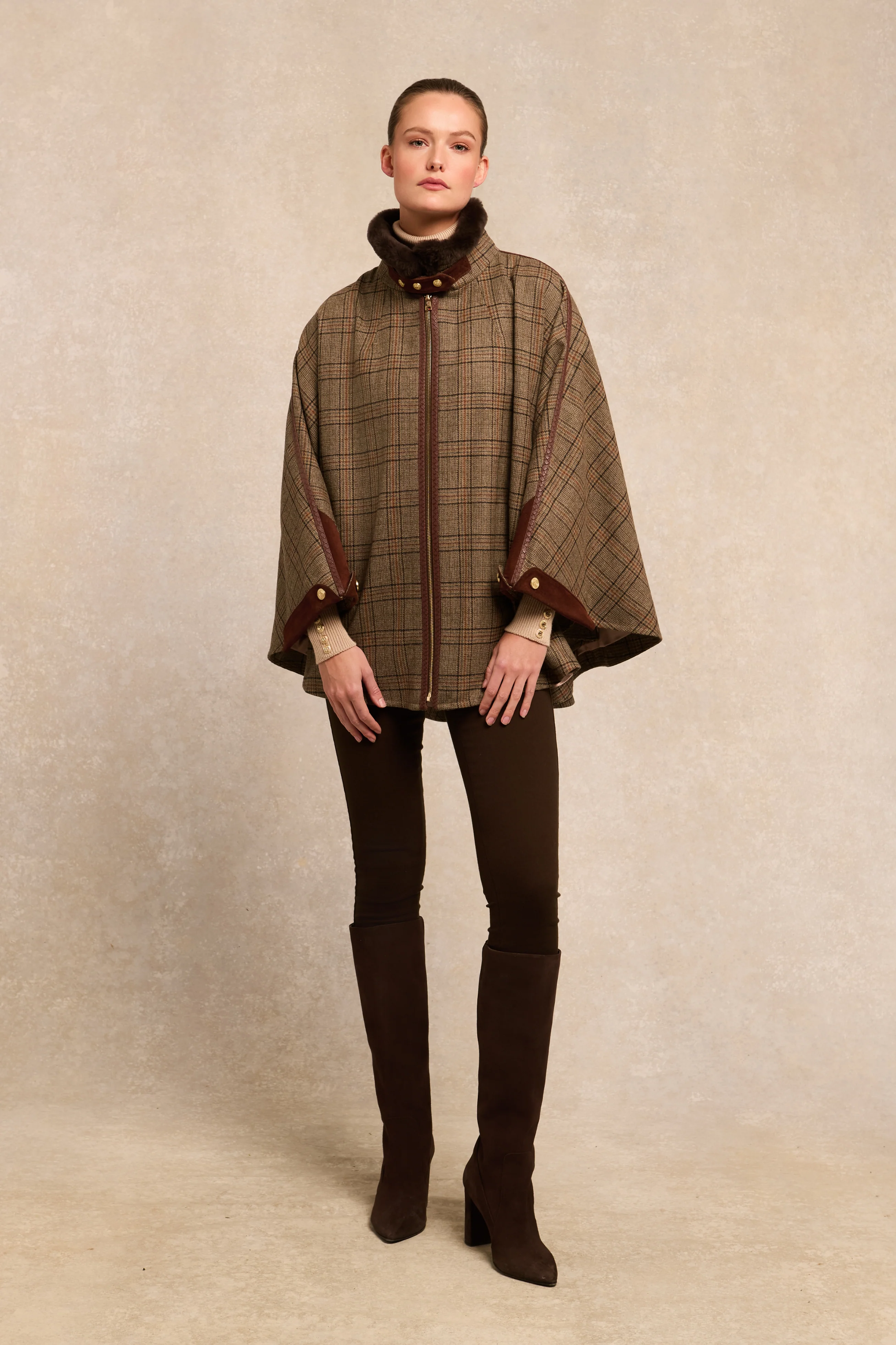 Chiltern Cape (Bourbon Tweed) - Image 2