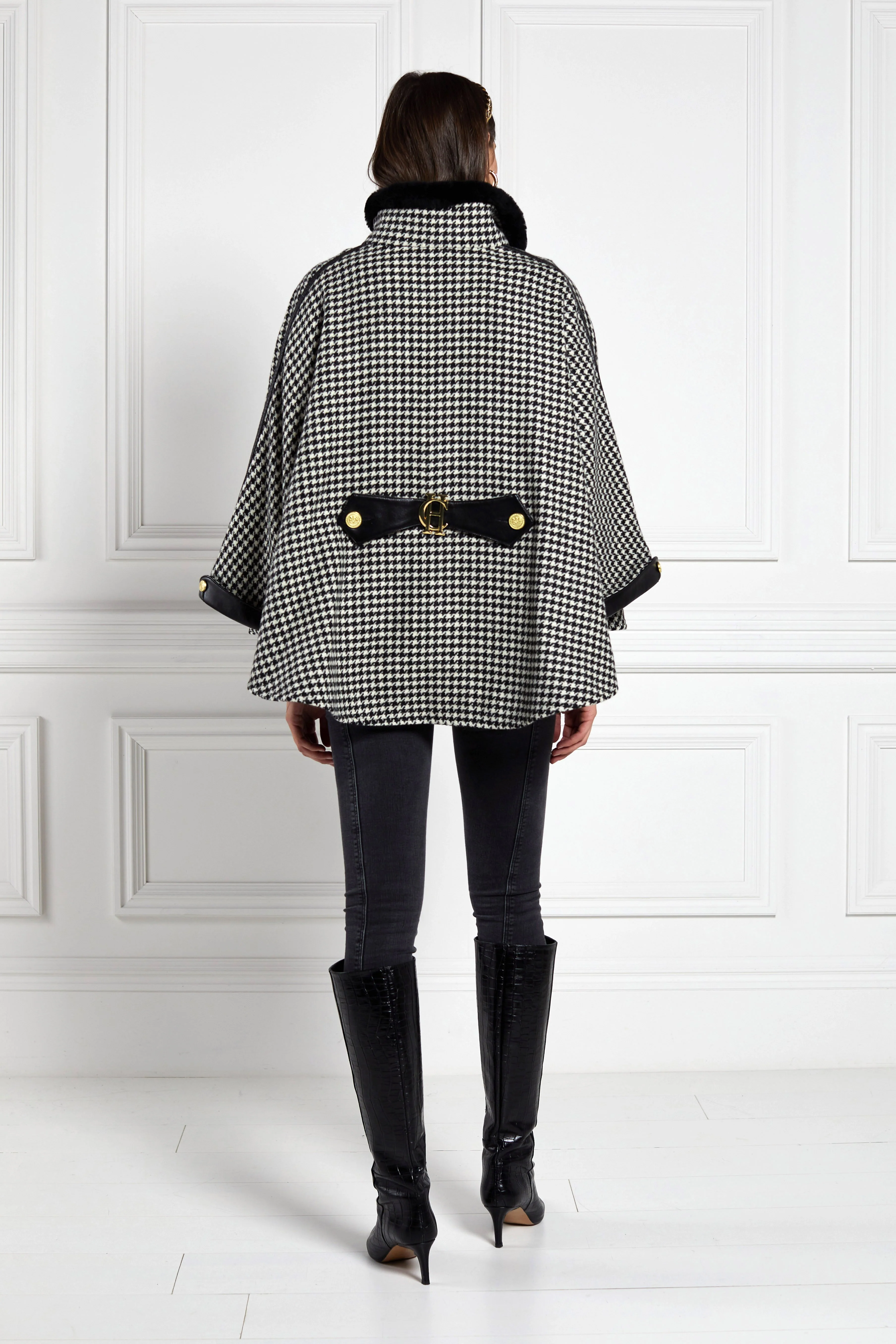Chiltern Cape (Houndstooth) - Image 2