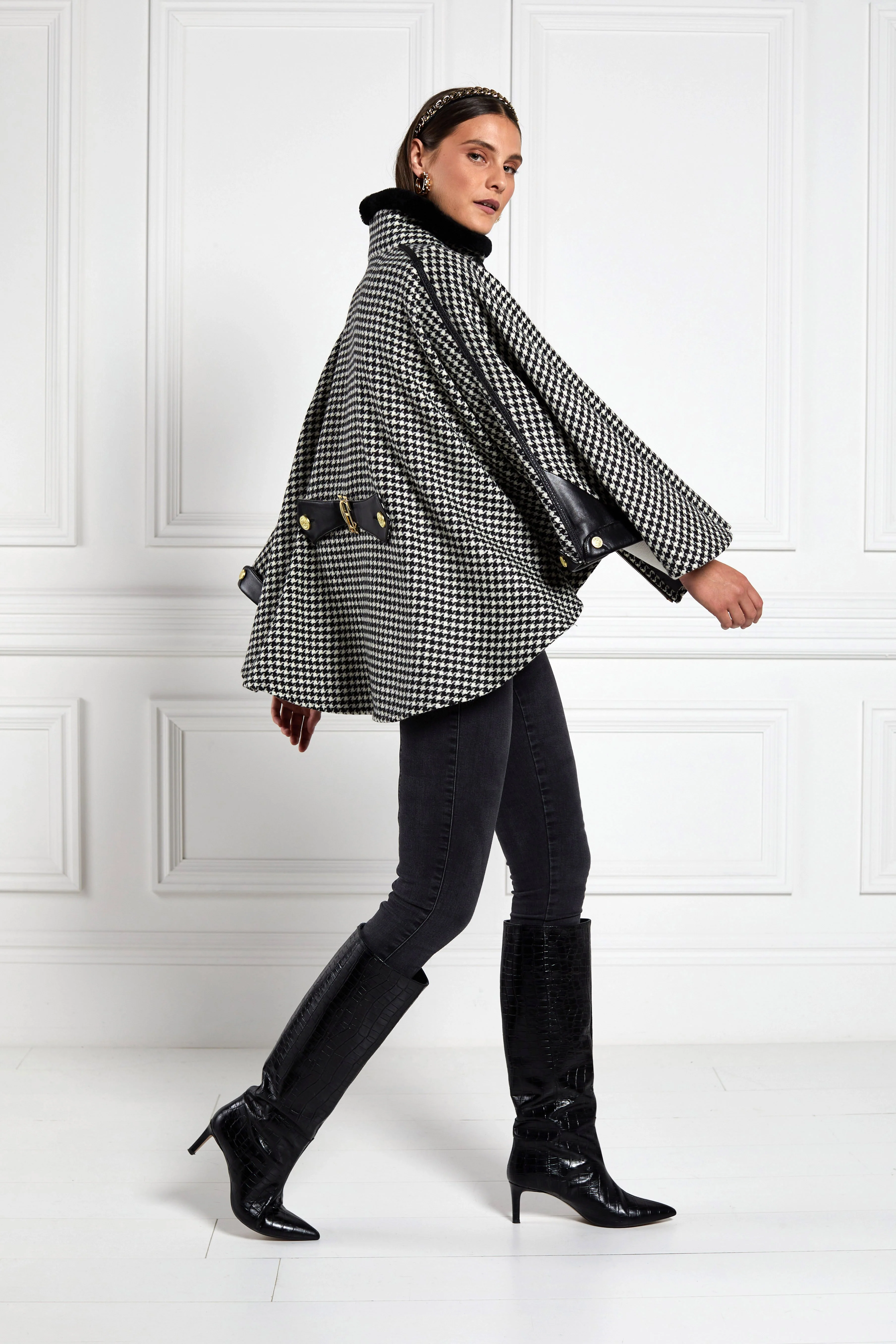 Chiltern Cape (Houndstooth) - Image 9