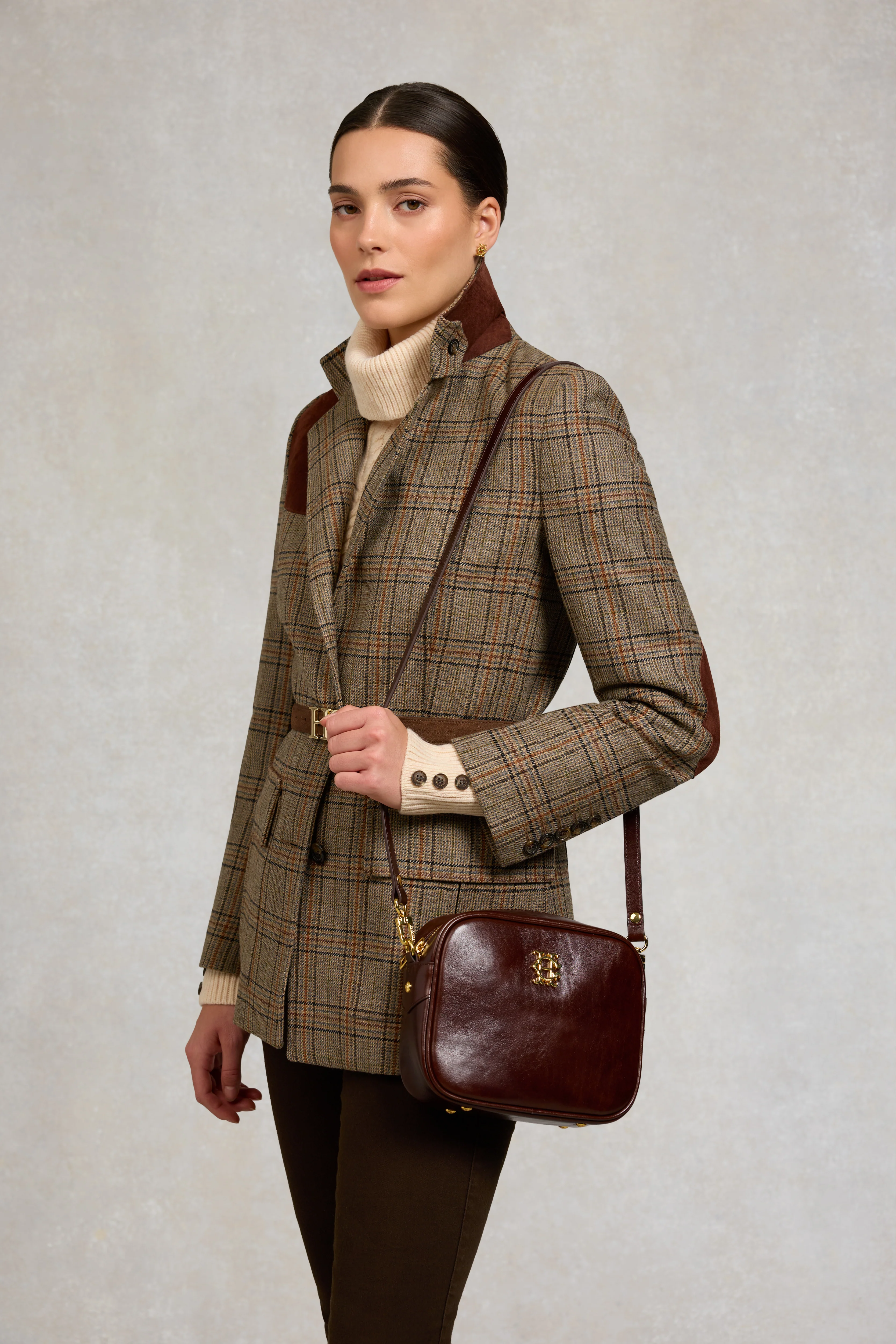 Country Camera Bag (Chestnut Leather) - Image 3