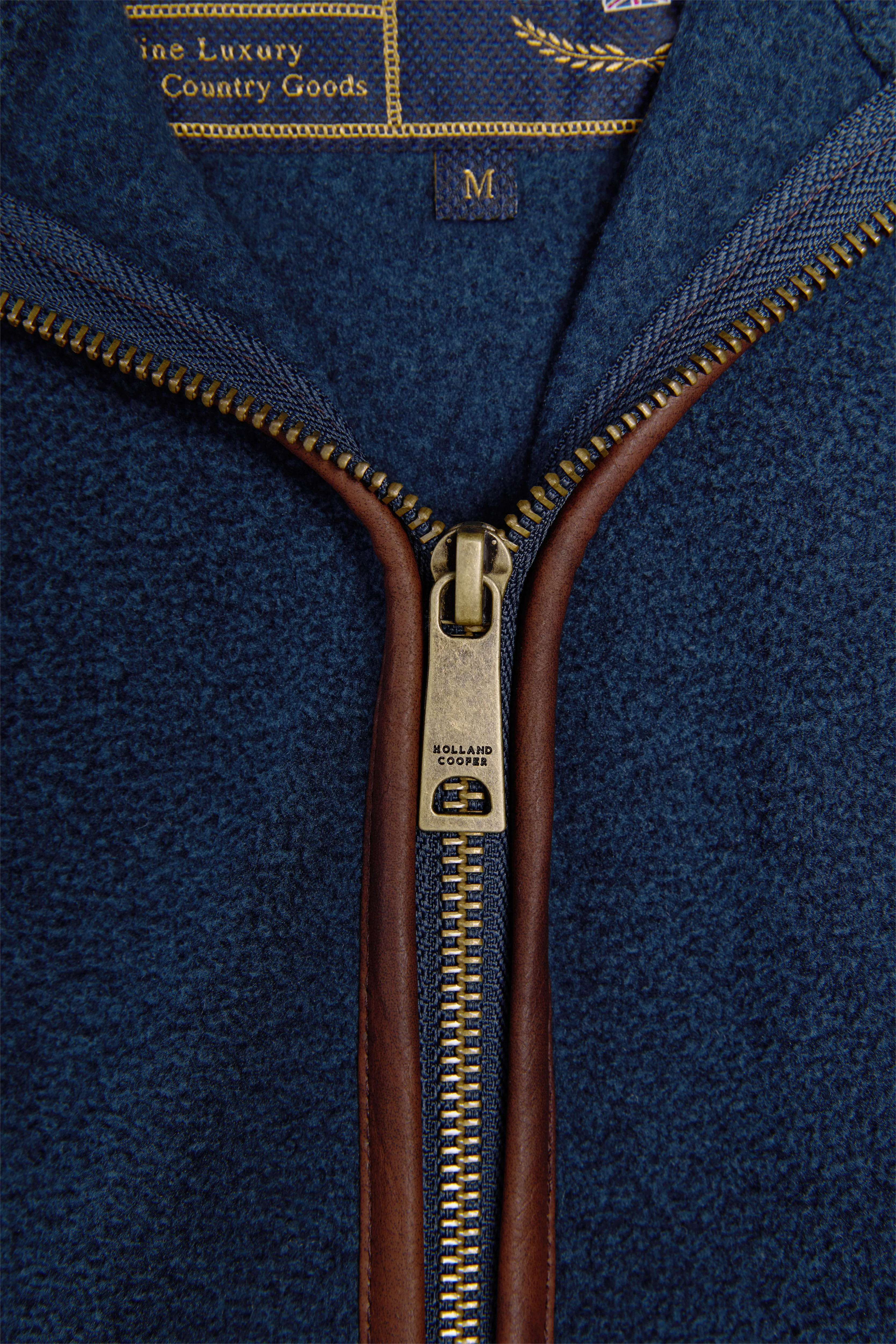 Men's Country Fleece Gilet (Dusty Blue) - Image 9