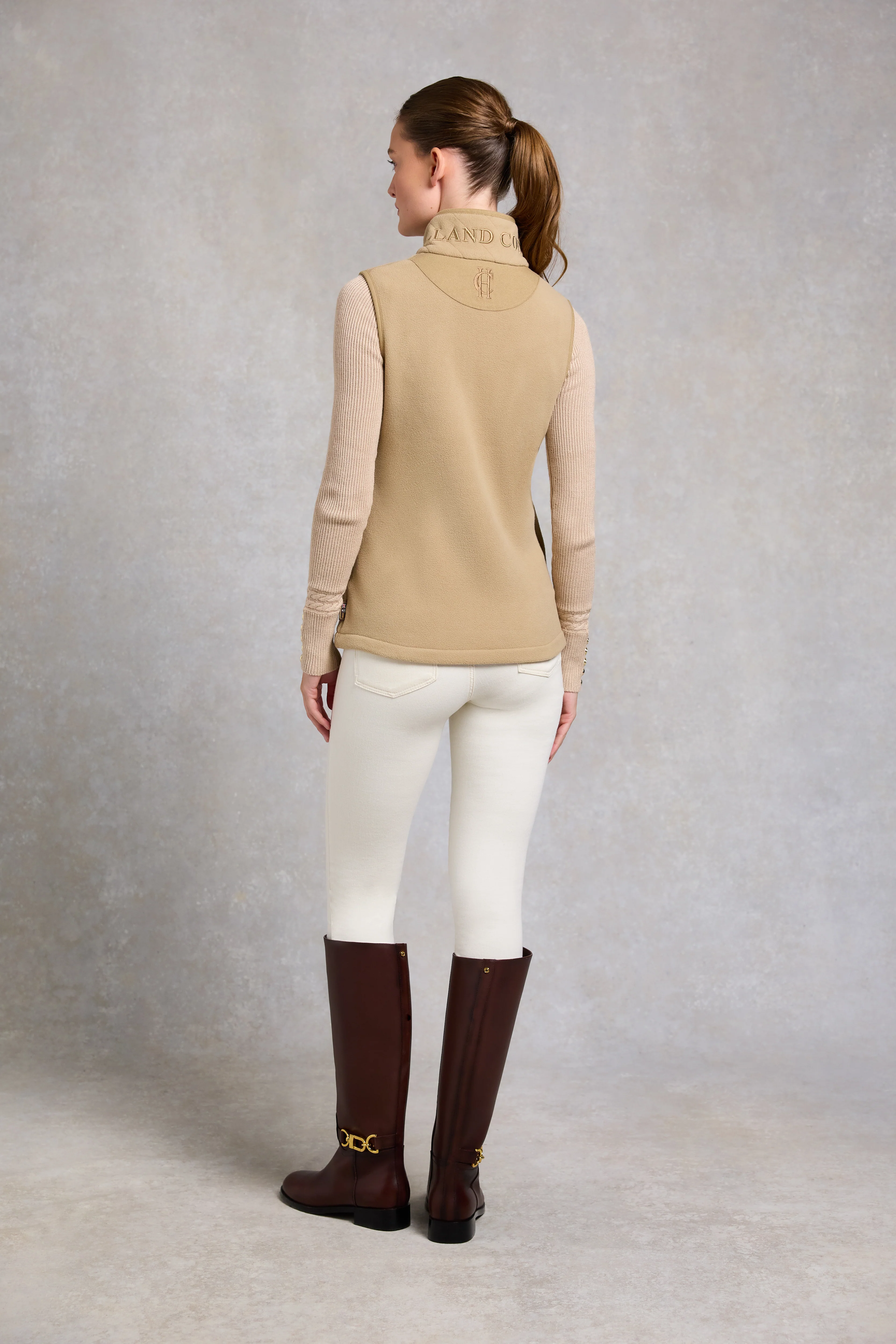 Country Fleece Gilet (Sand) - Image 4