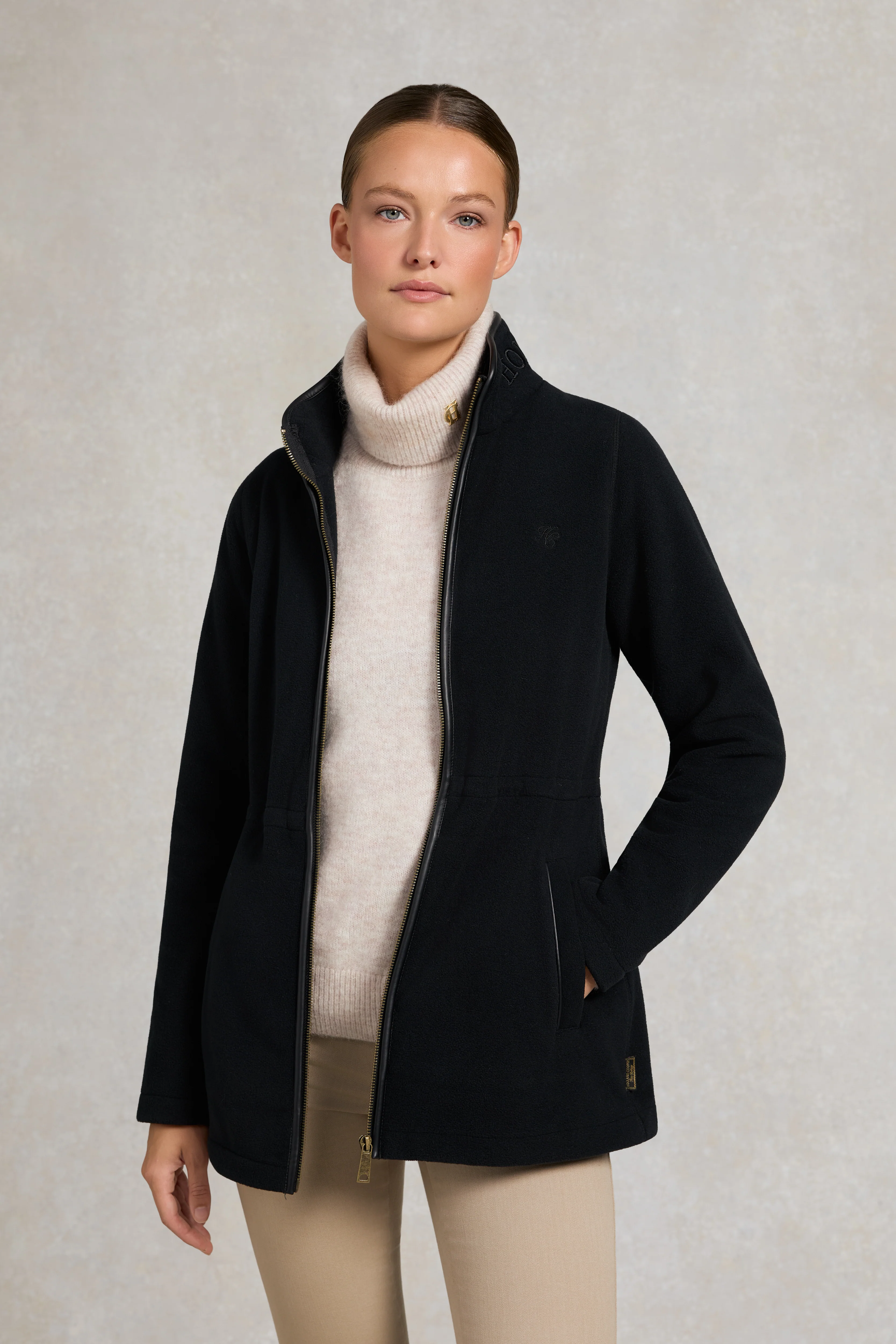 Country Longline Fleece (Black) - Image 2