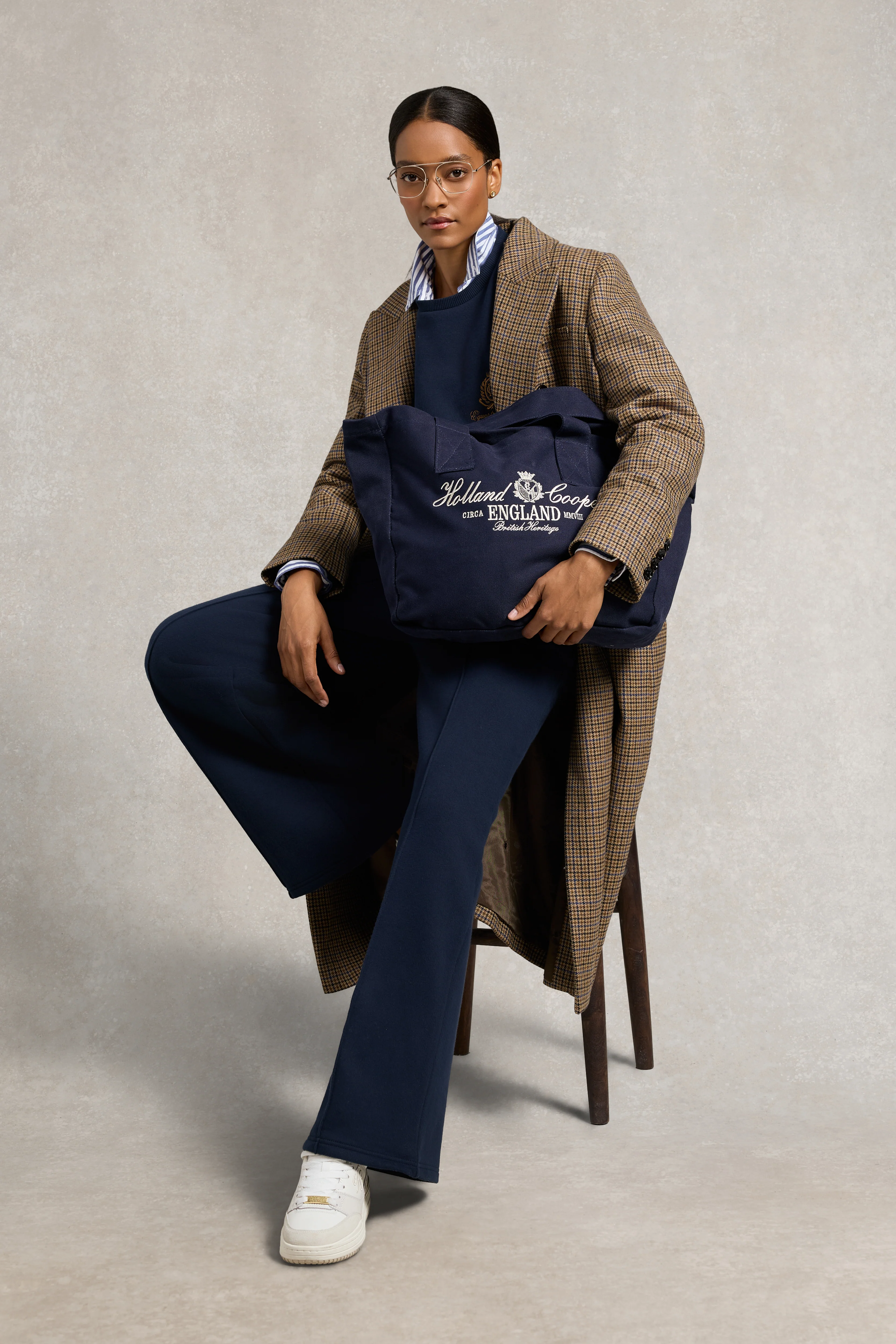 Essential Tote Bag (Navy Ecru) - Image 5