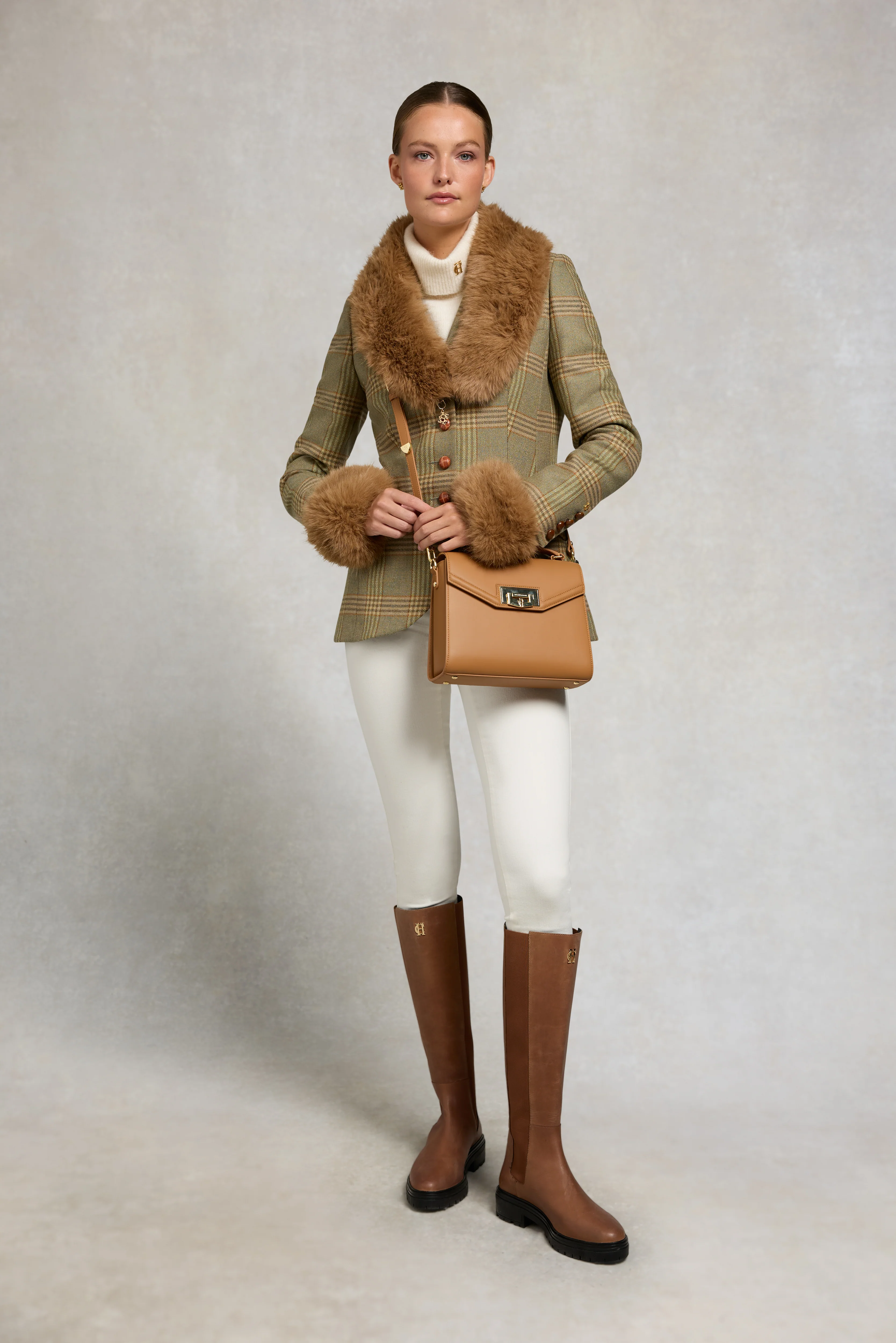 Faux Fur Shawl (Caramel) - Image 3
