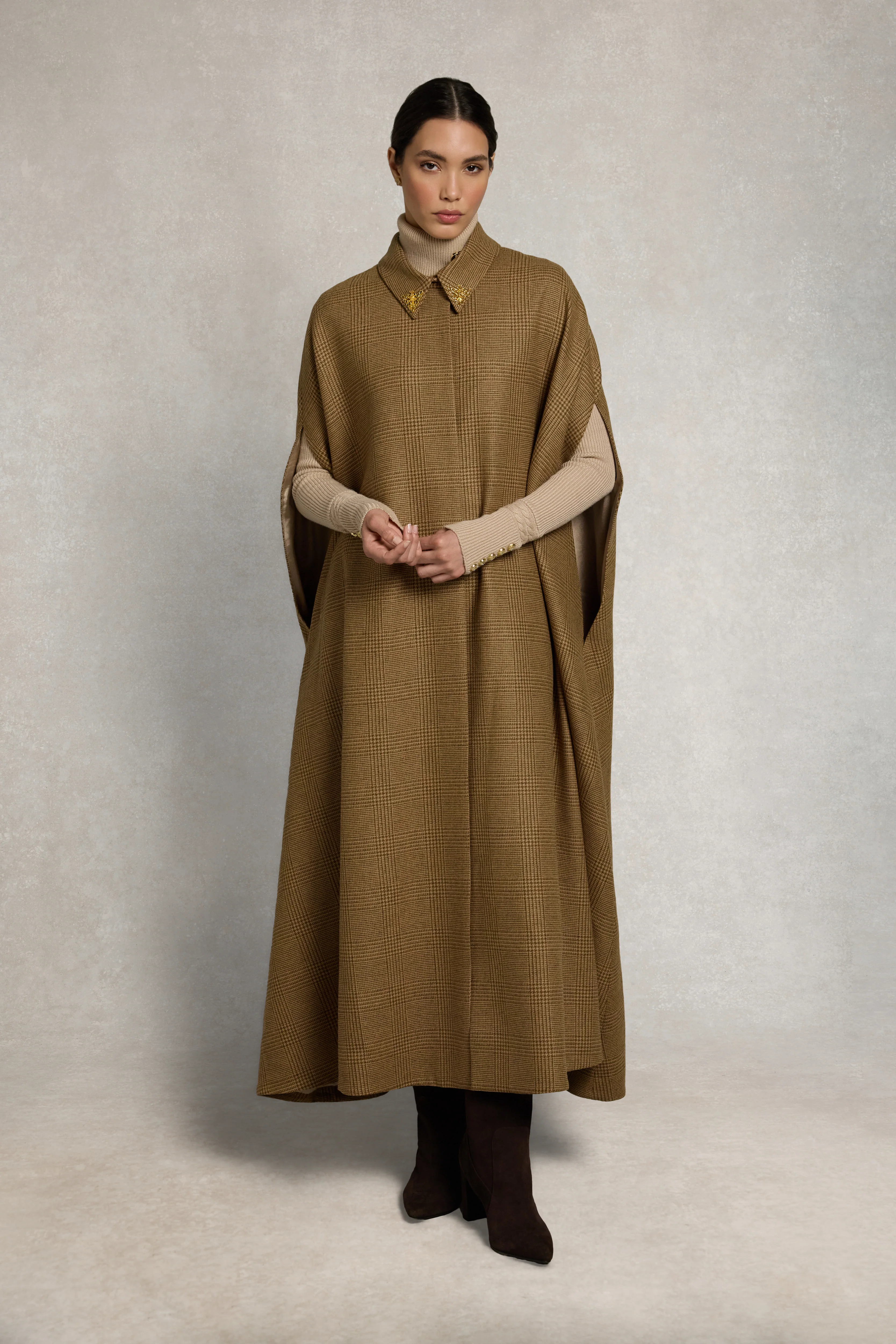 Full Length Knightsbridge Cape (Tawny) - Image 2