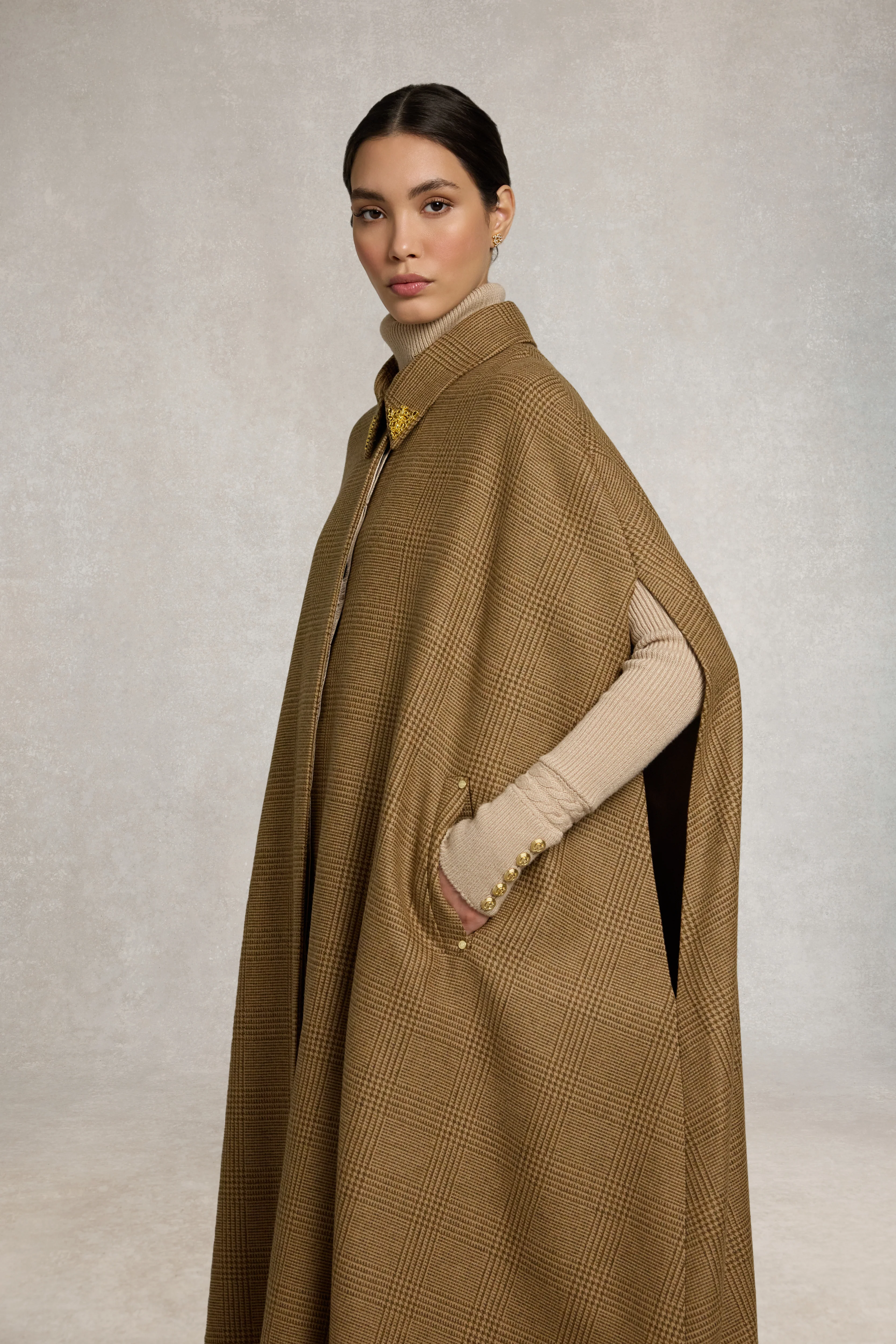 Full Length Knightsbridge Cape (Tawny) - Image 6