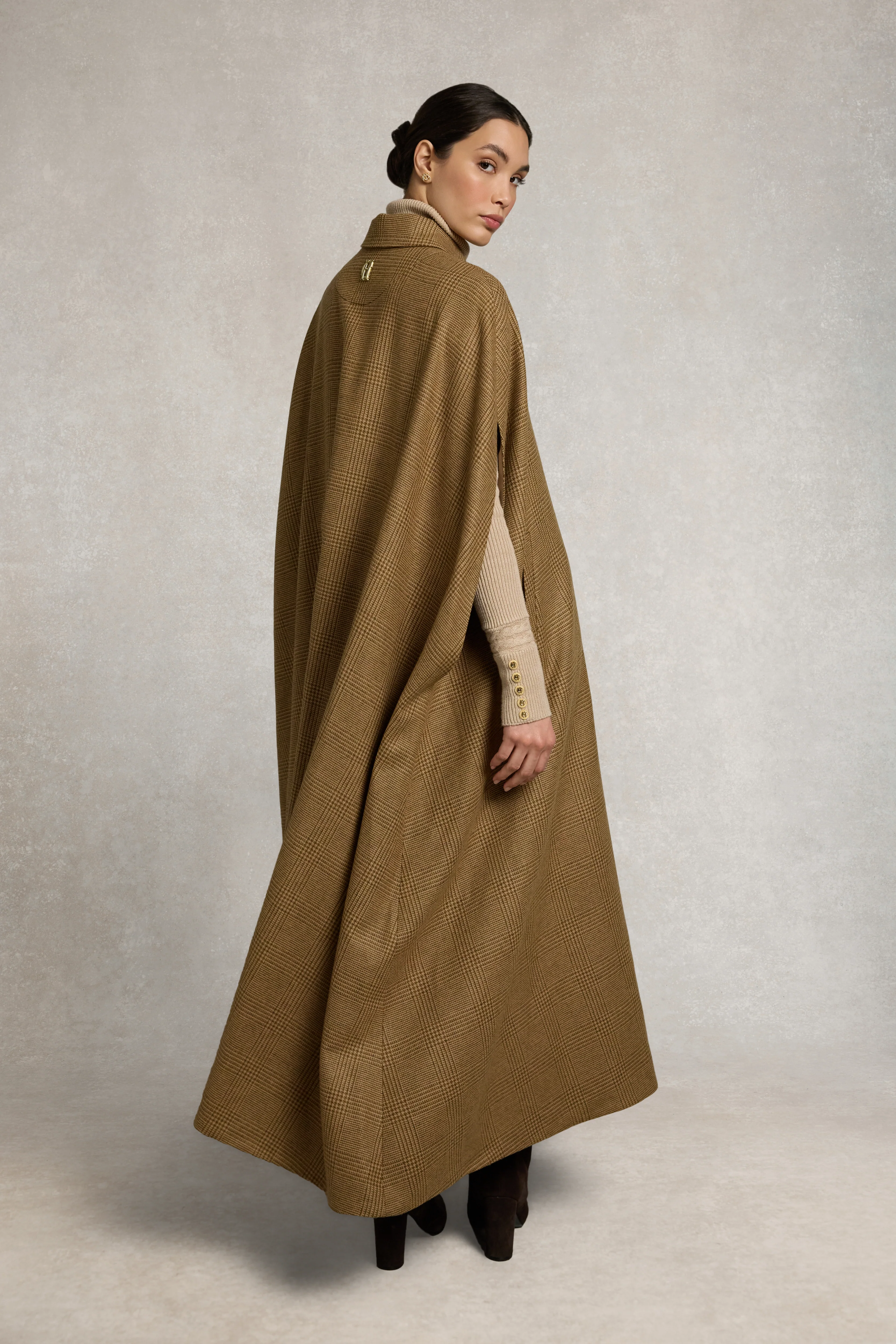 Full Length Knightsbridge Cape (Tawny) - Image 8