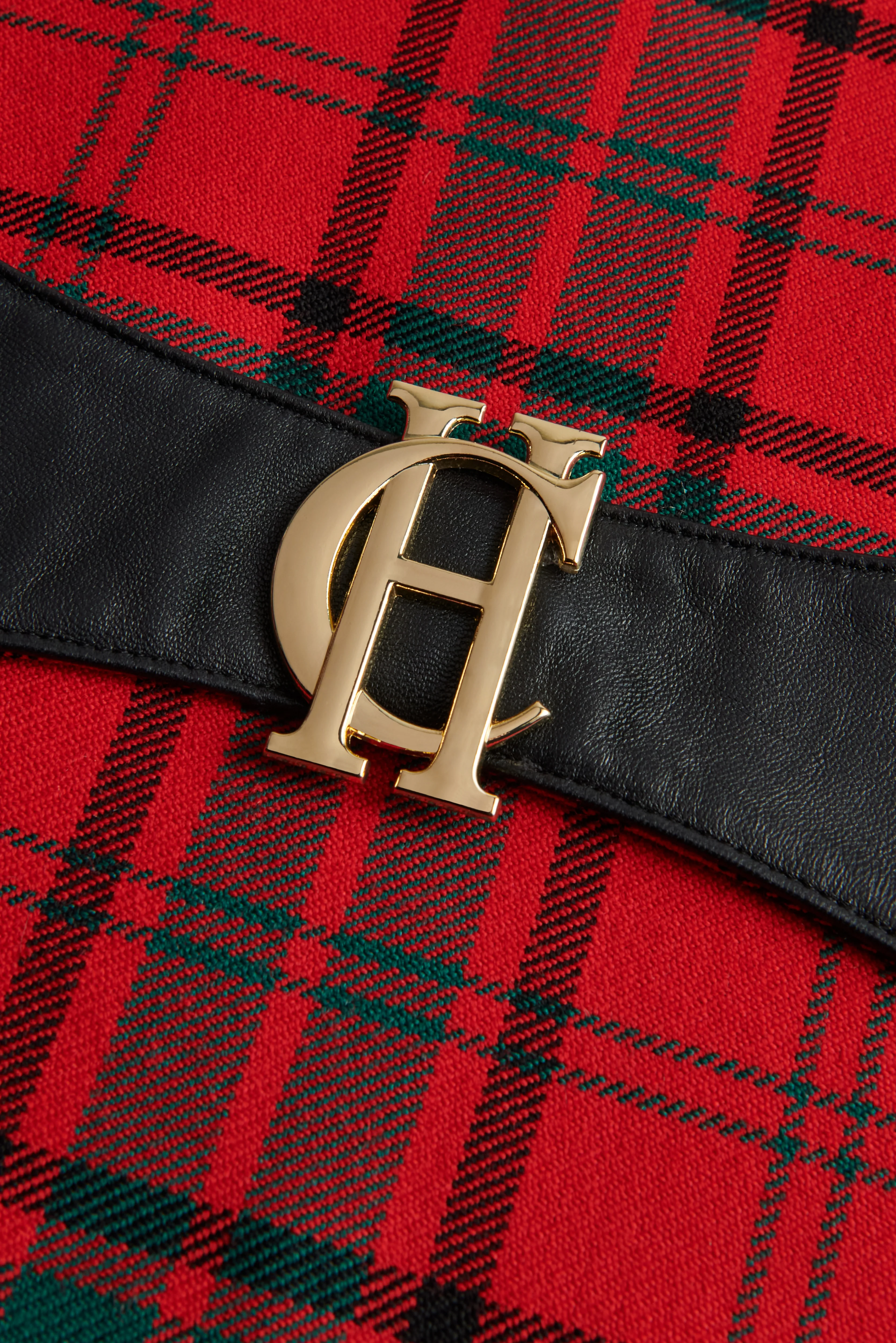 Gold Label Chiltern Cape (Red Tartan) - Image 8