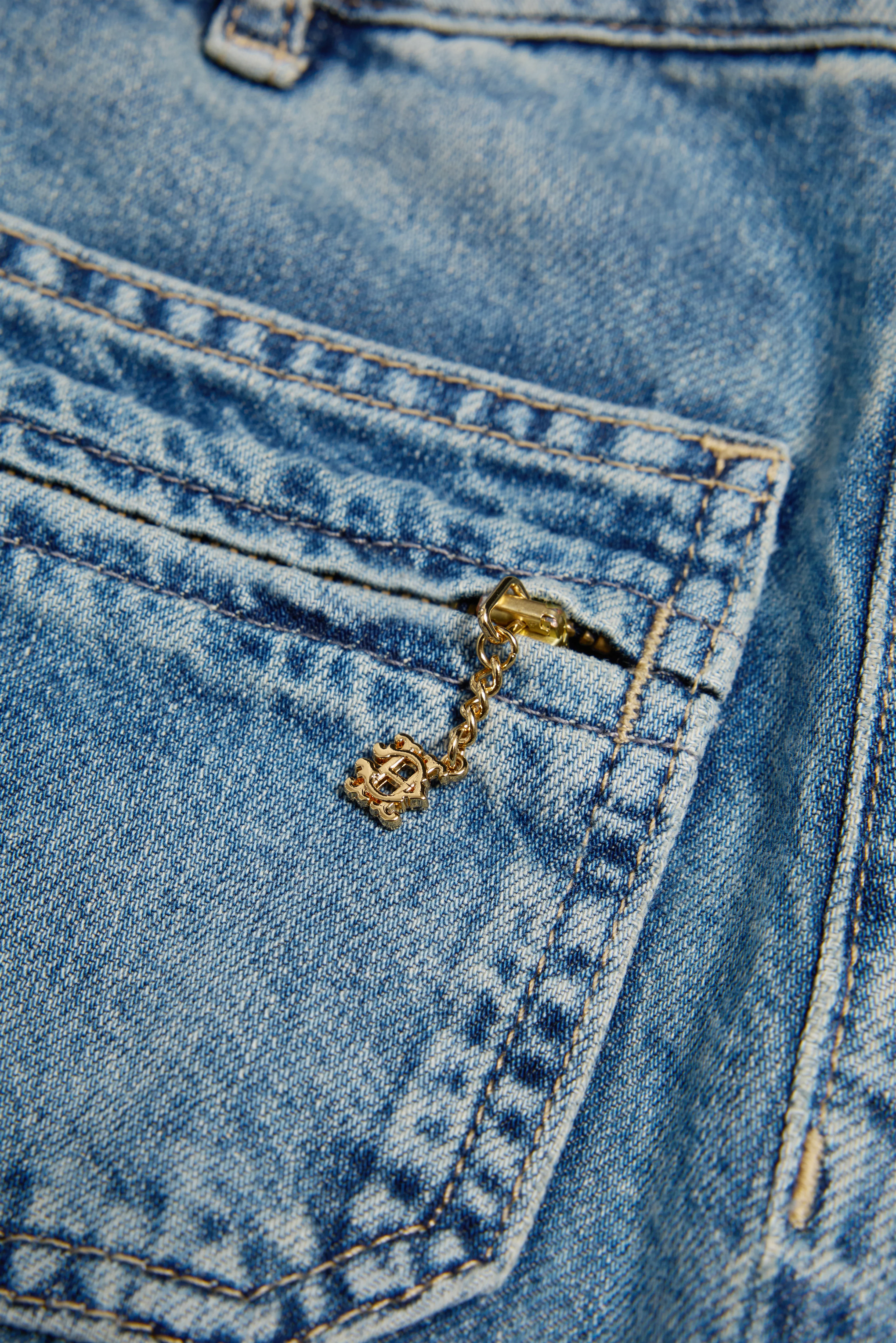 Jessica Straight Jean (Aged Indigo) - Image 8
