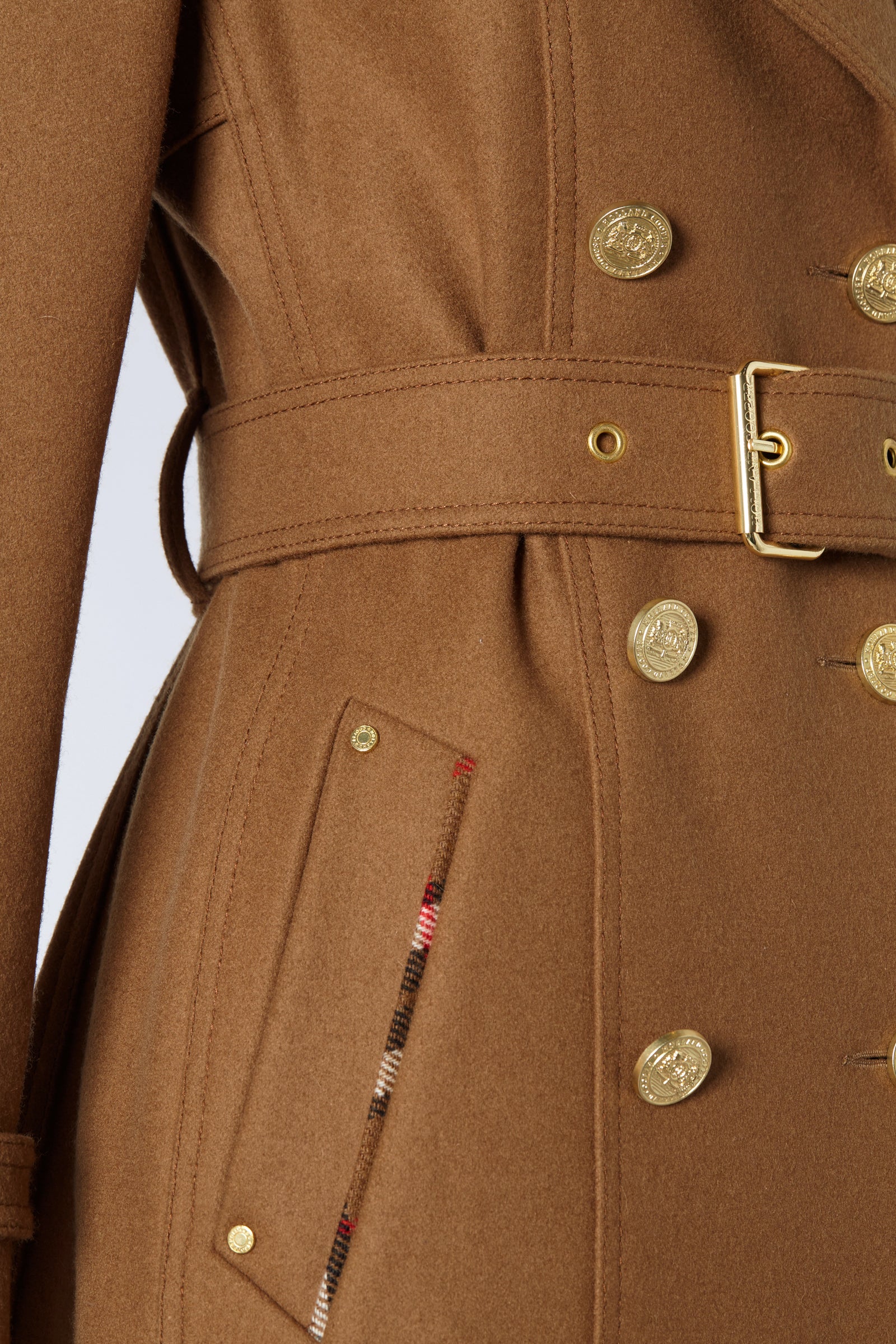 Jade's Dark Camel Look (Dark Camel) - Image 6