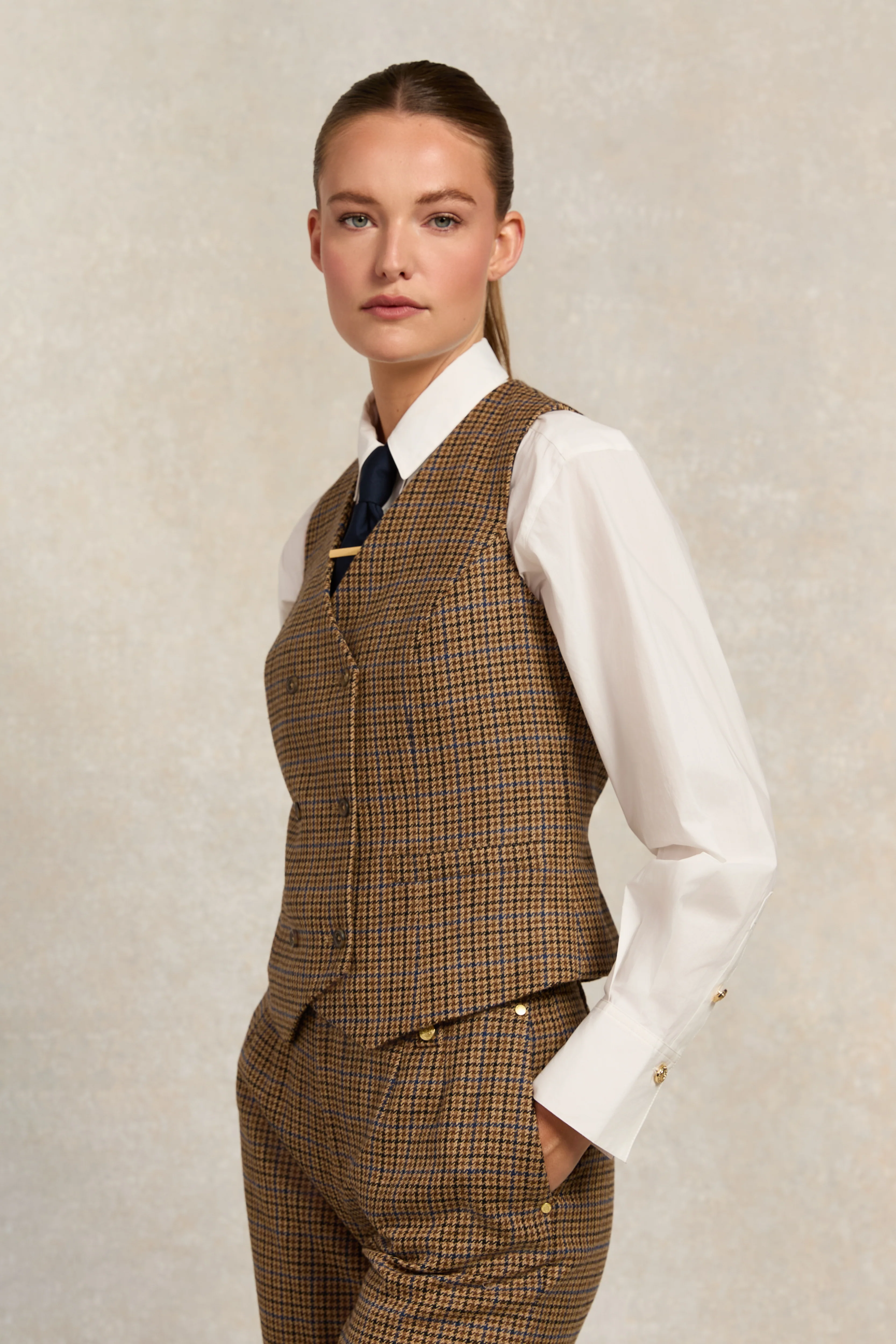 Kensington Waistcoat (Abbot Check Tweed) - Image 2