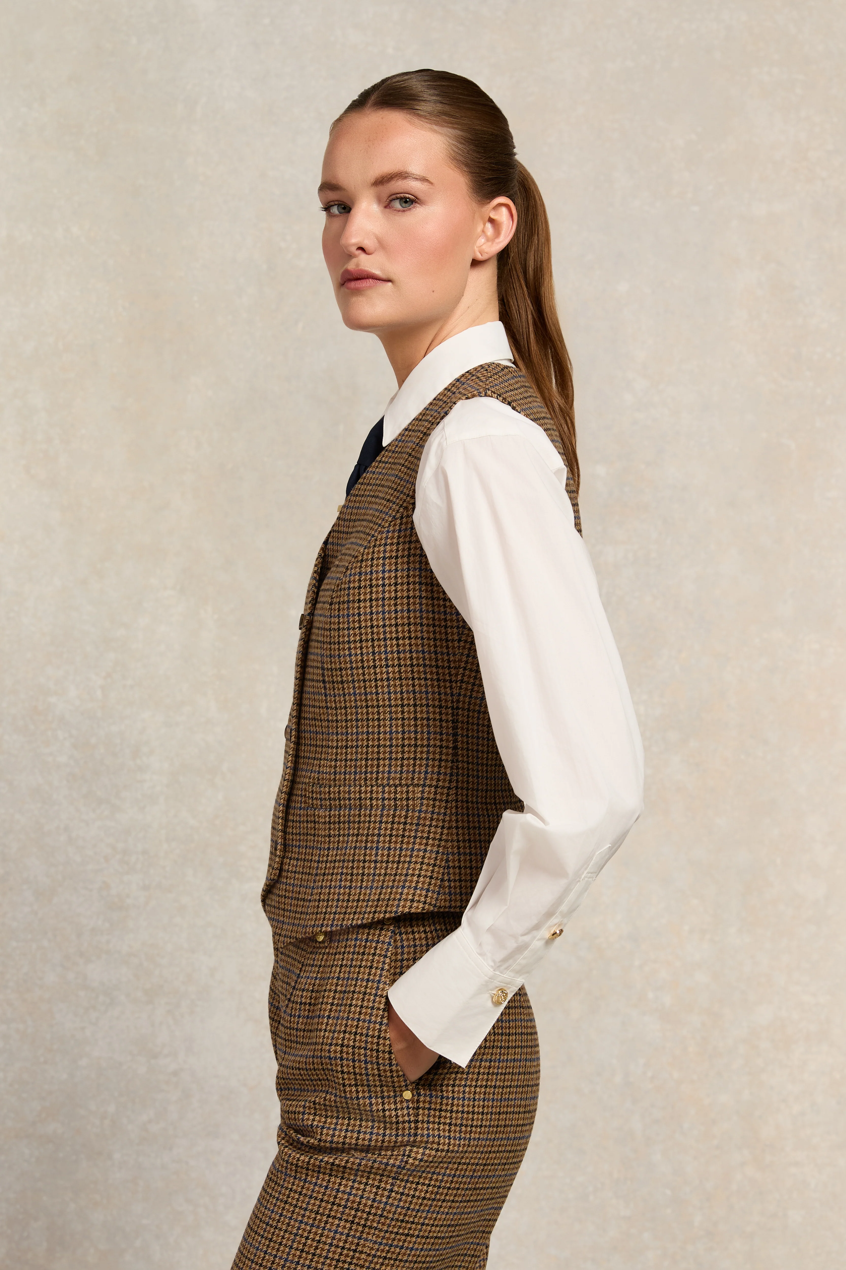 Kensington Waistcoat (Abbot Check Tweed) - Image 5
