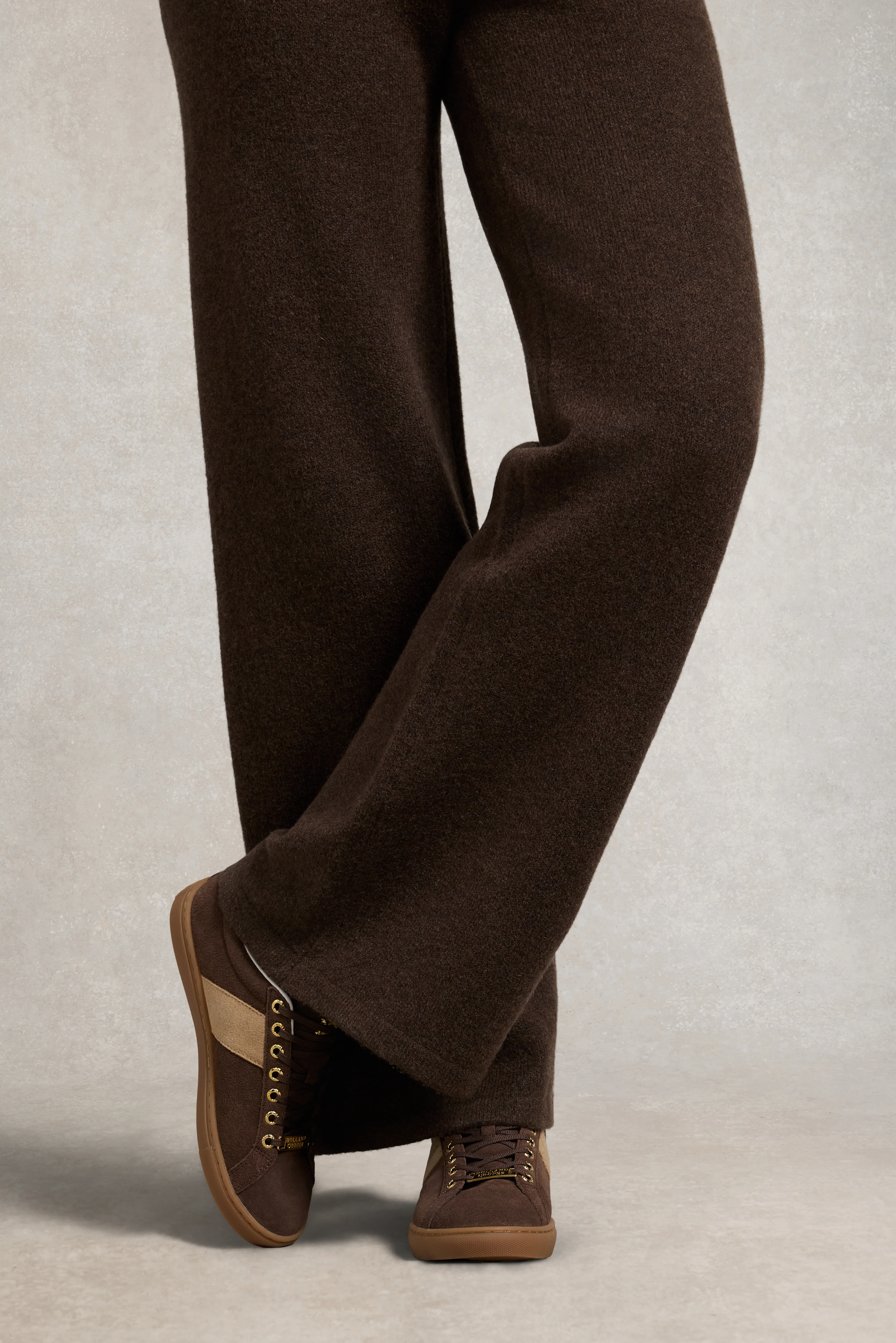 Knightsbridge Court Trainer (Dark Chocolate Taupe) - Image 2