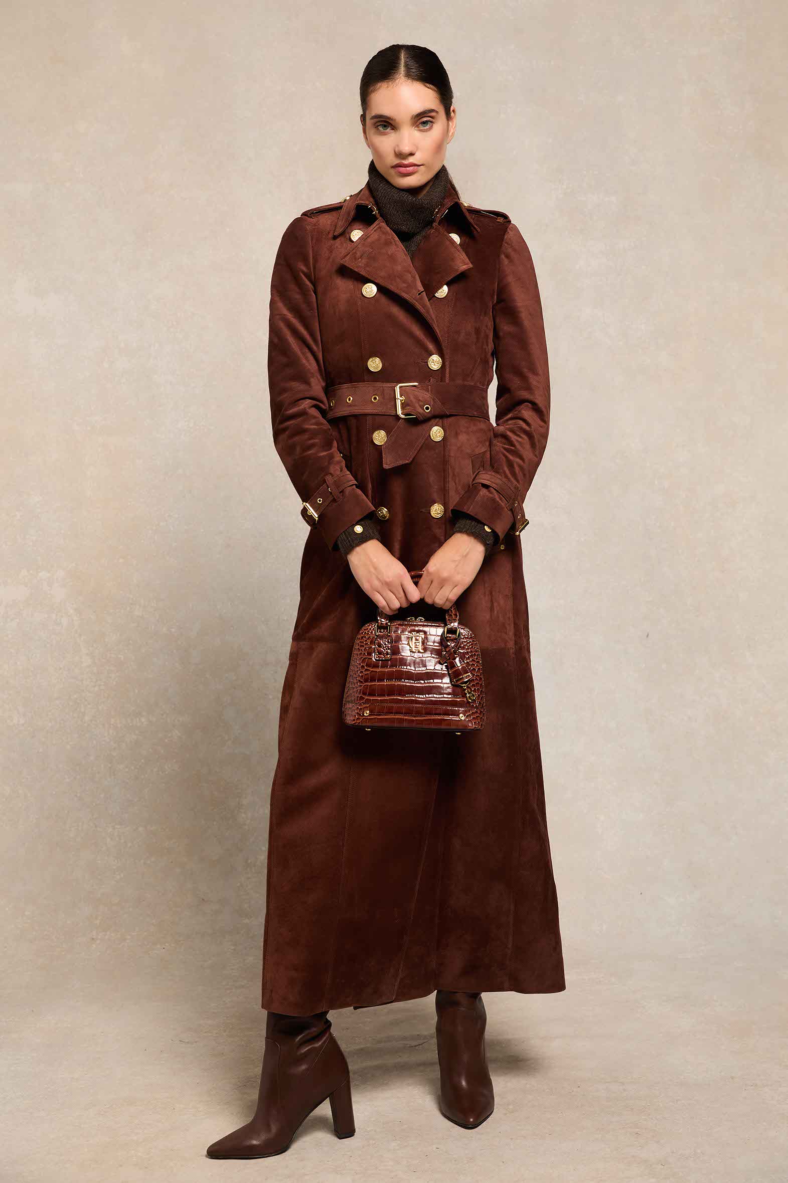 Leonora Smee's Look - Image 2