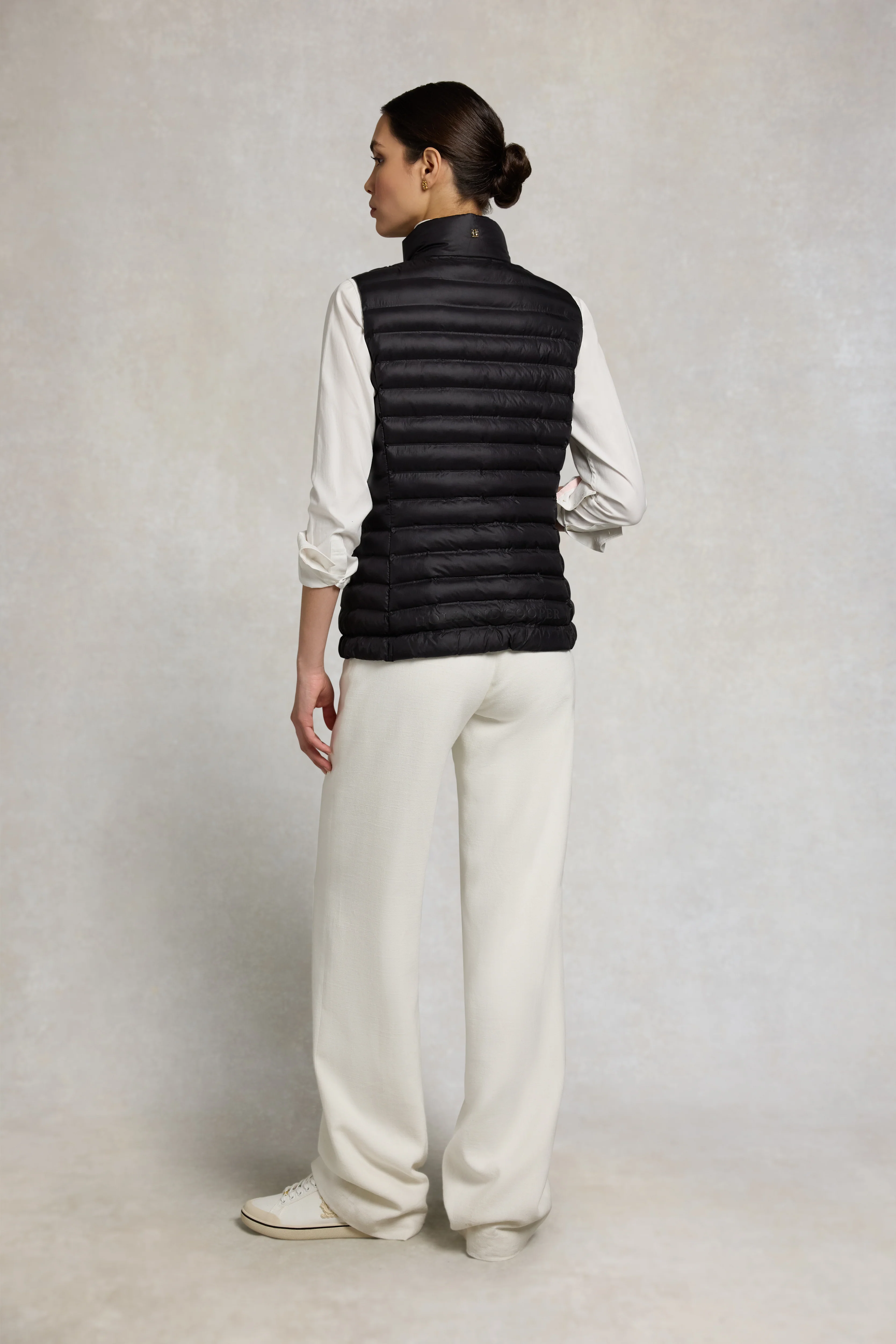 Lightweight Puffer Gilet (Black) - Image 4