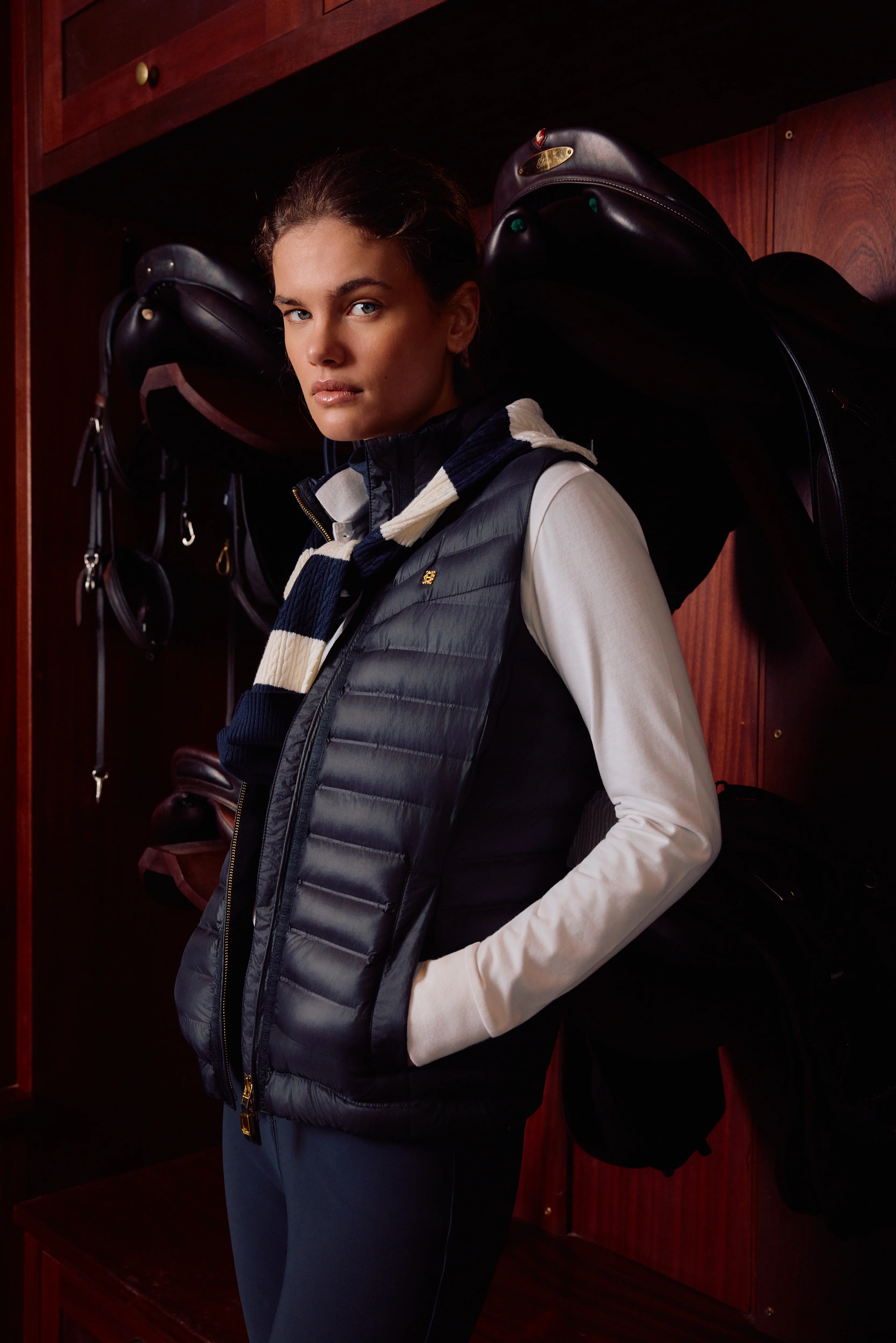 Lightweight Puffer Gilet (Ink Navy) - Image 2