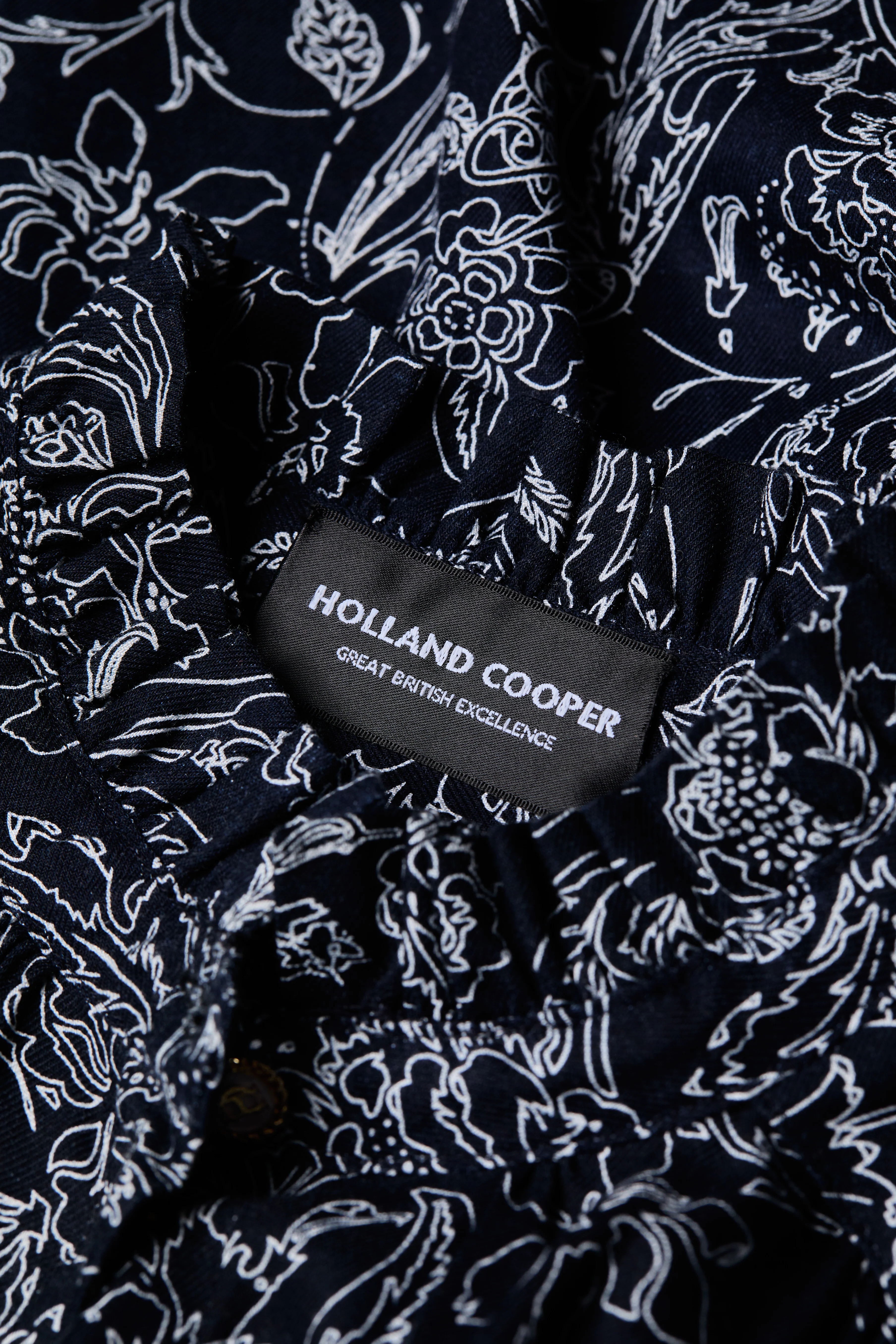 Lilibet Blouse (Navy Floral) - Image 9