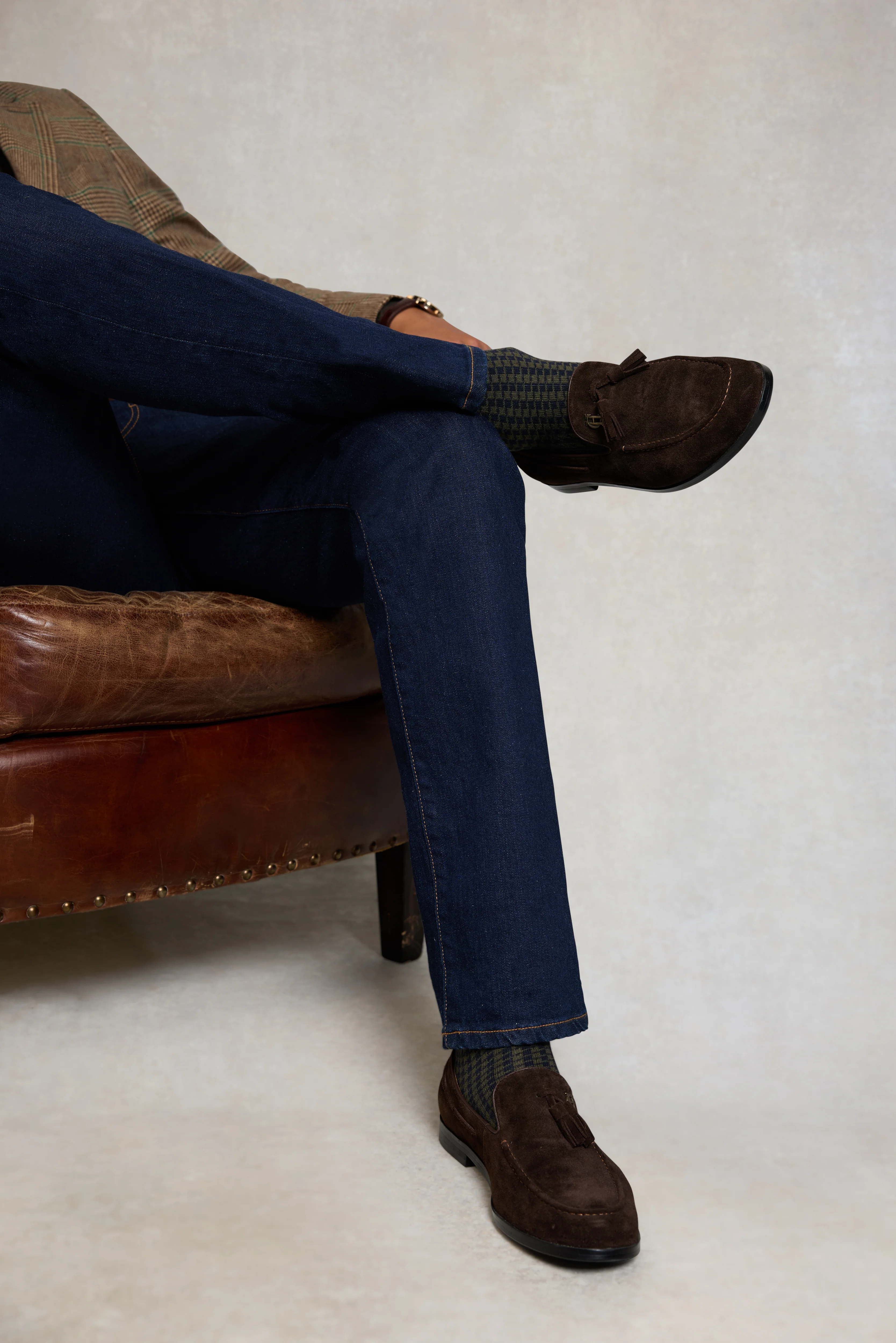 Men's Suede Tassel Loafer (Chocolate) - Image 5