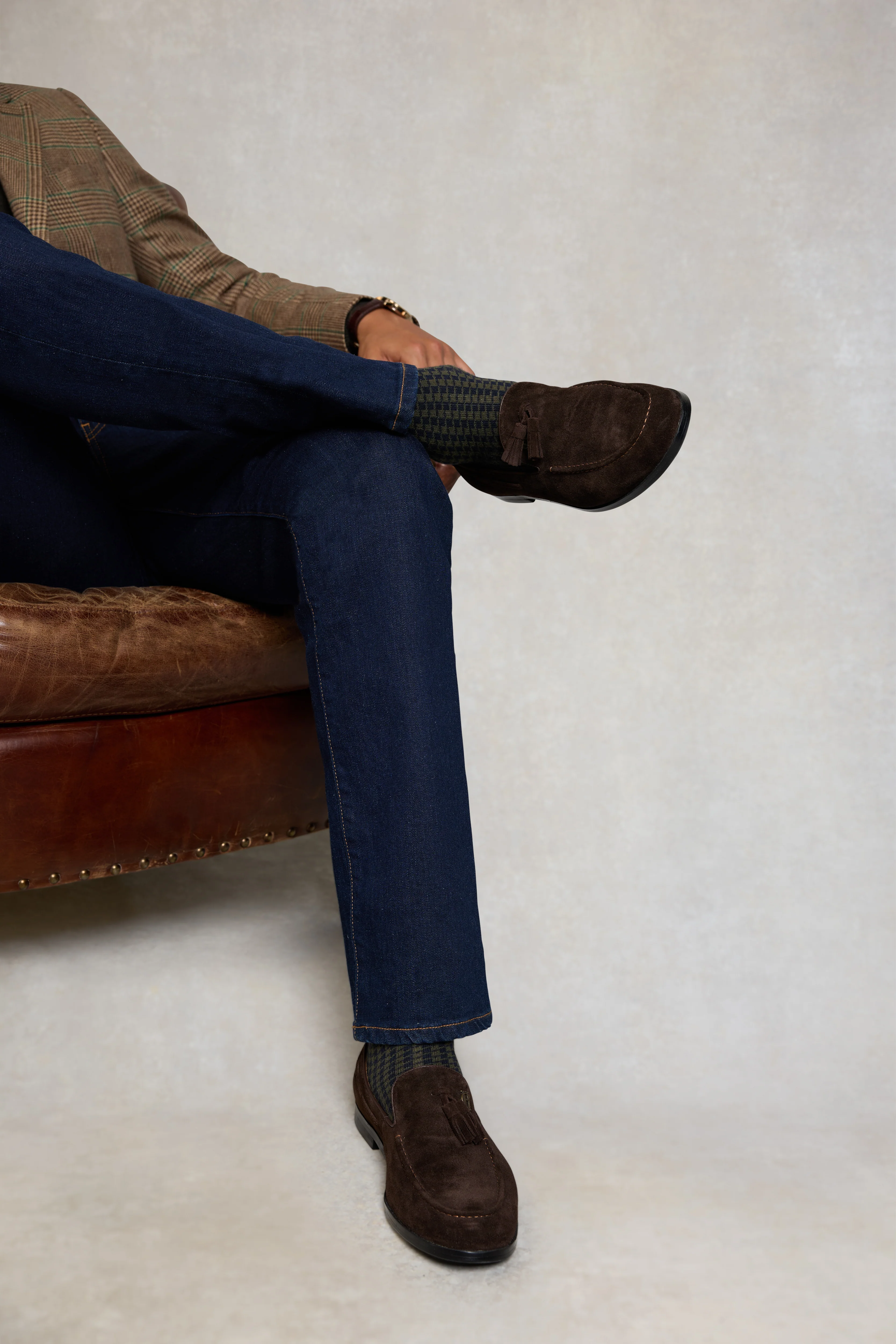 Men's Suede Tassel Loafer (Chocolate) - Image 7