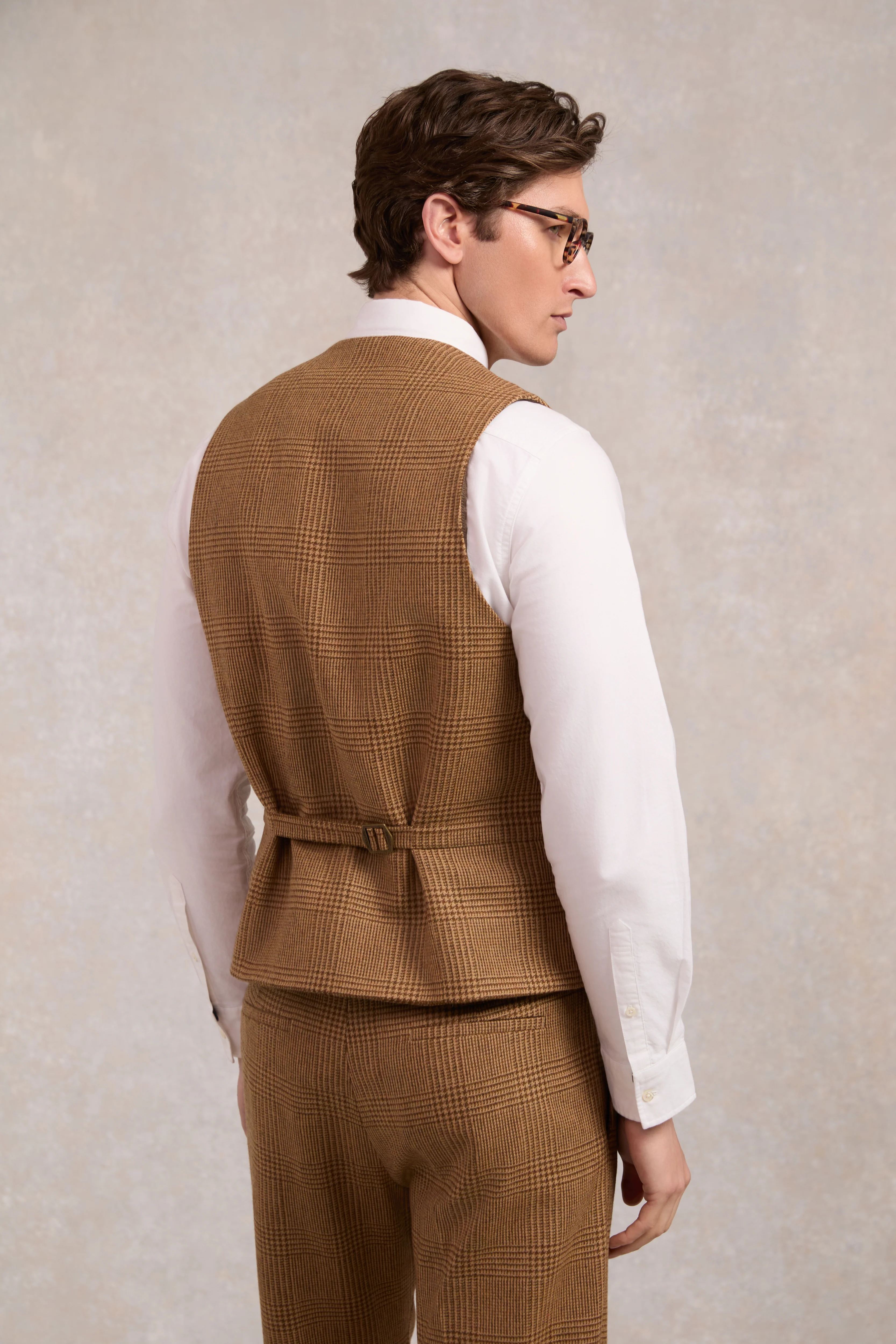 St James Waistcoat (Tawny) - Image 6