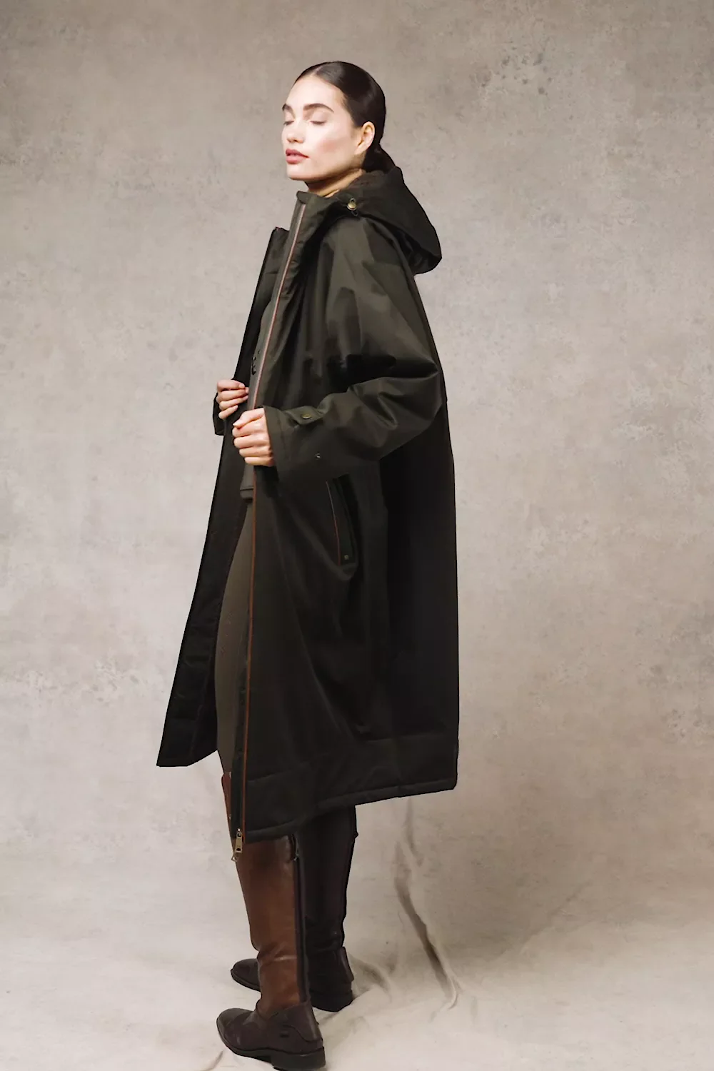 One-Size Waterproof Coat (Khaki) - Image 5