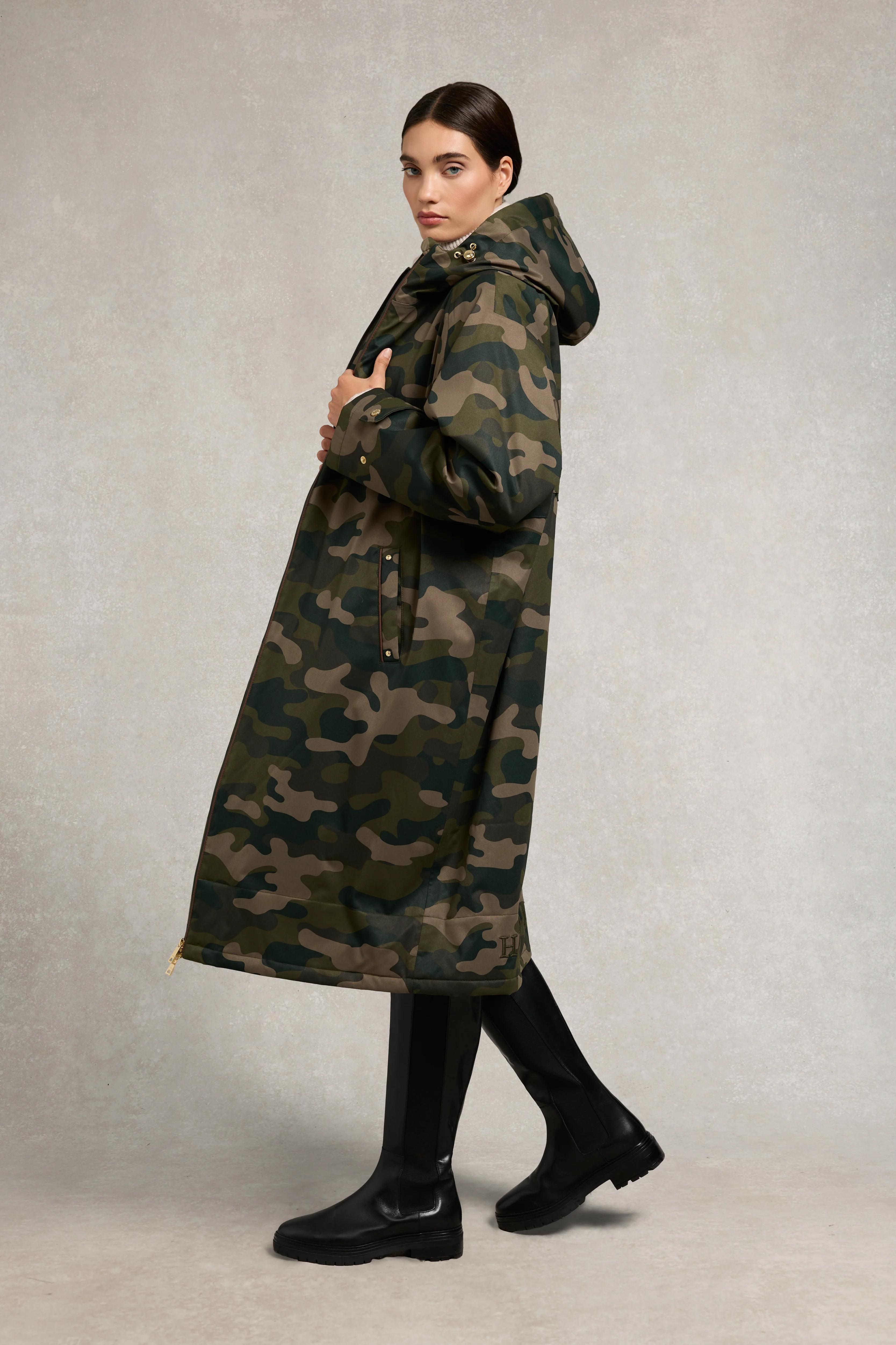 One-Size Waterproof Coat (Camo) - Image 8