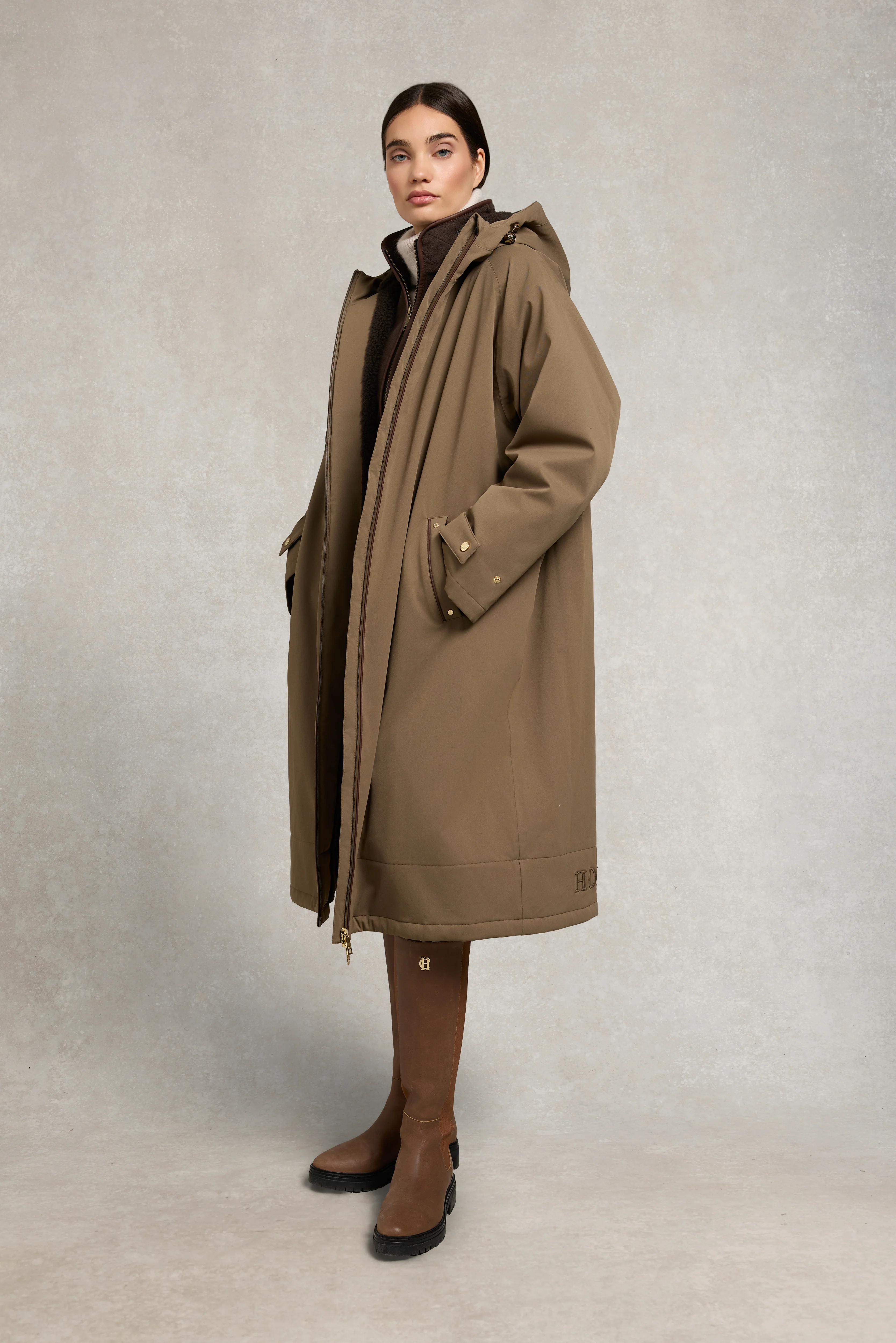 One-Size Waterproof Coat (Mink) - Image 4