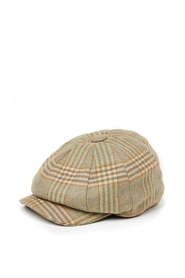 Sam Wolfenden's Tawny Look - Image 6
