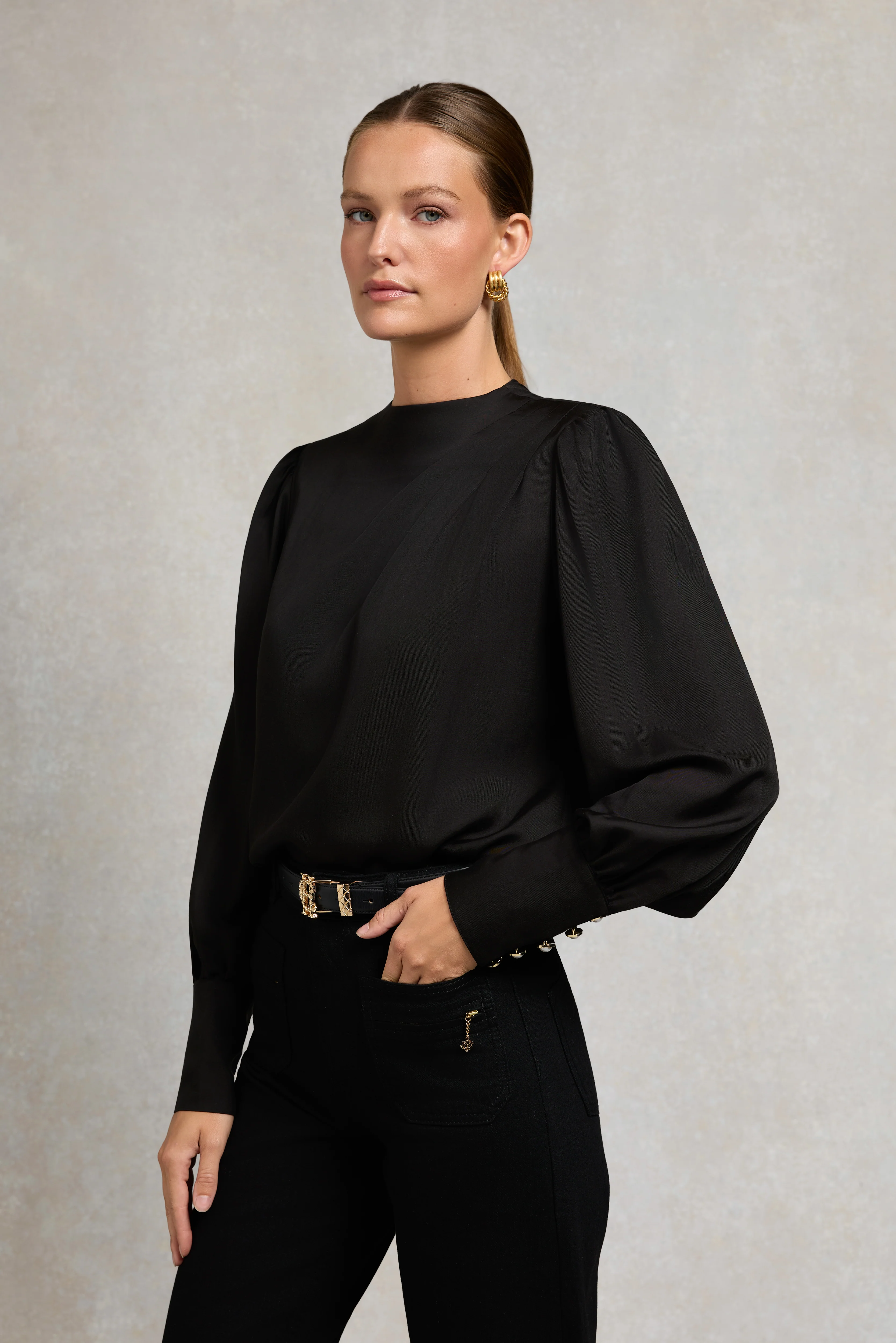 Sarah Blouse (Black) - Image 8