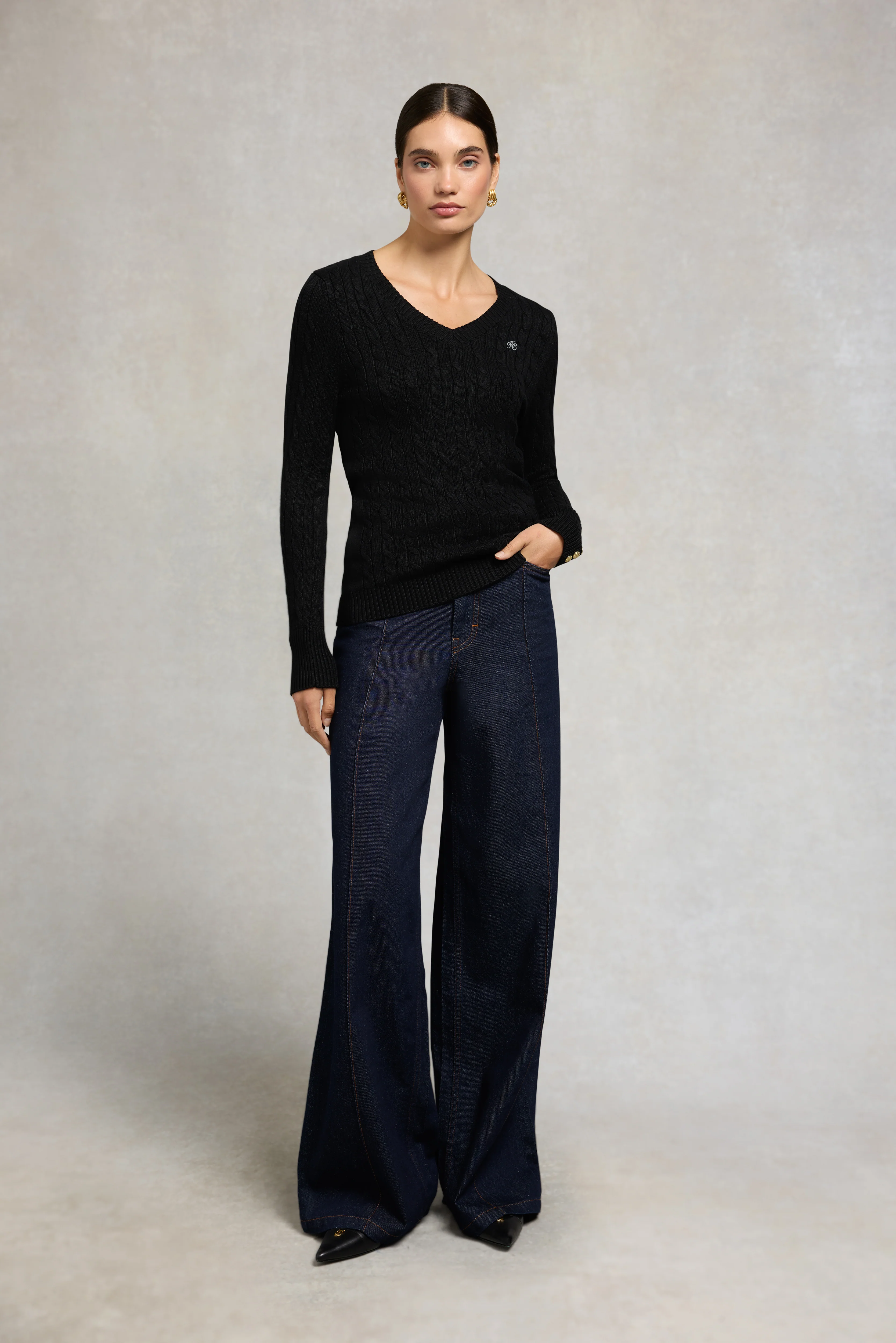 Seattle V-Neck Knit (Black) - Image 3