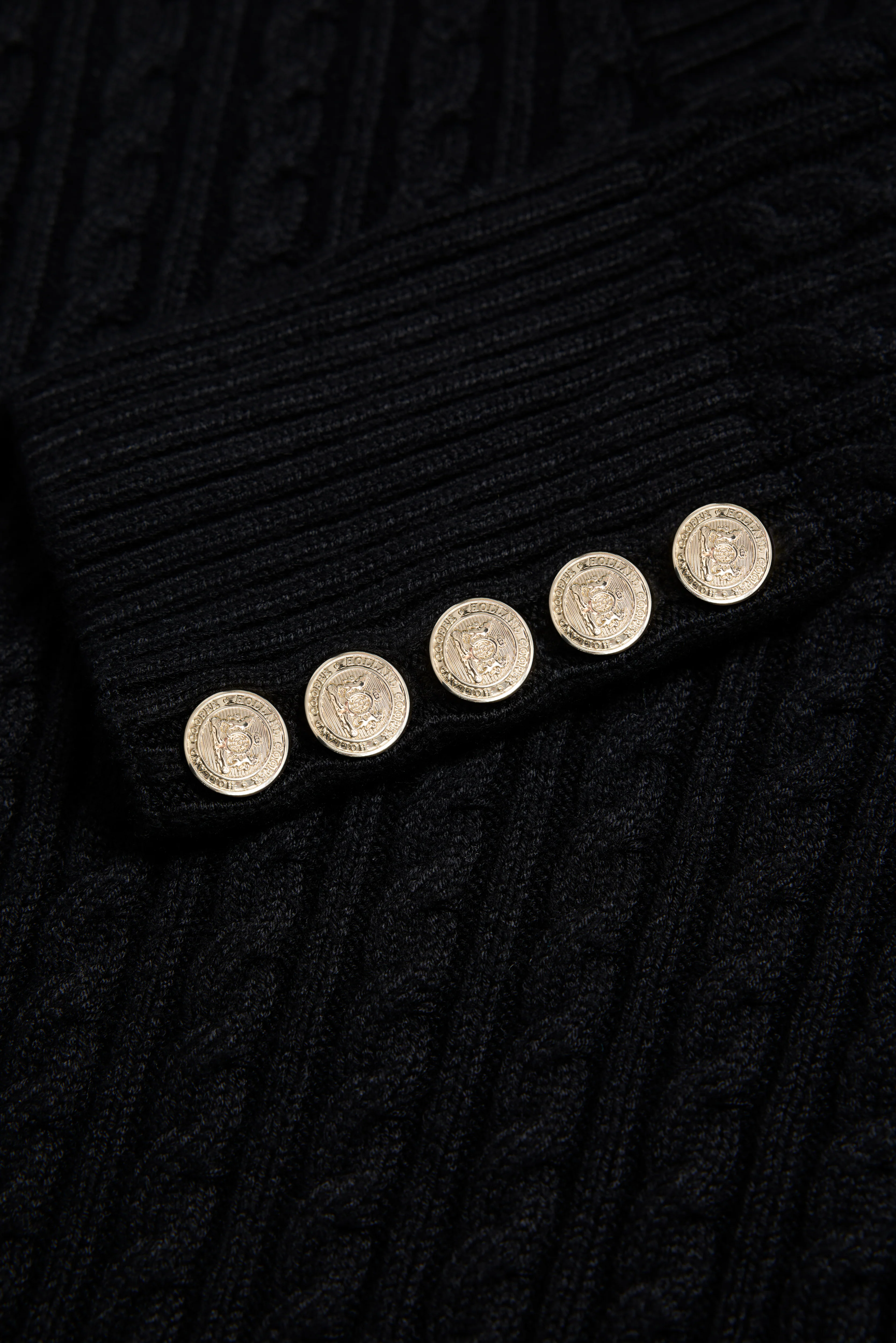 Seattle V-Neck Knit (Black) - Image 9