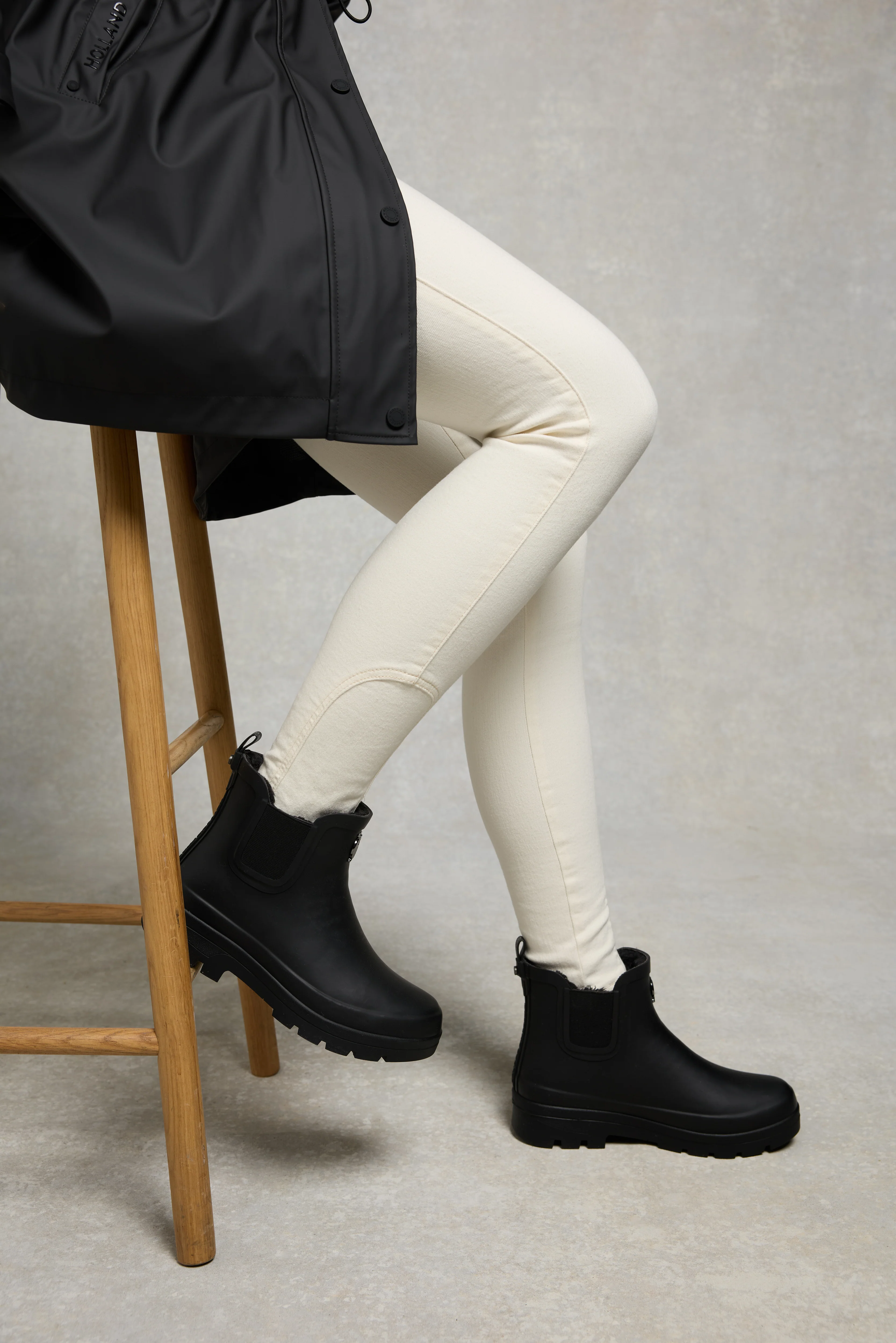 Sherpa Lined Chunky Chelsea Wellington (Black) - Image 2