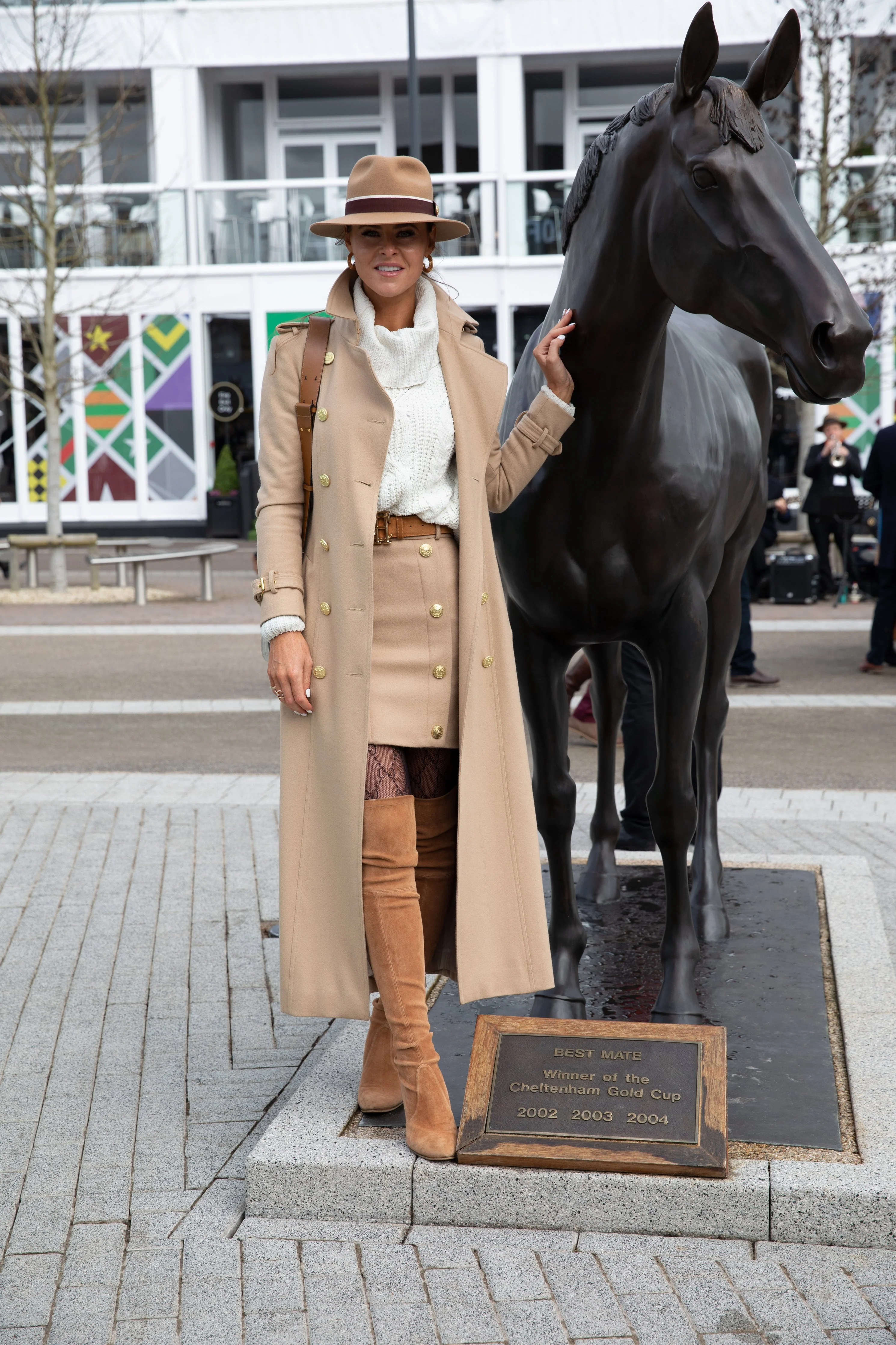 Jade's Camel Look (Camel) - Image 8