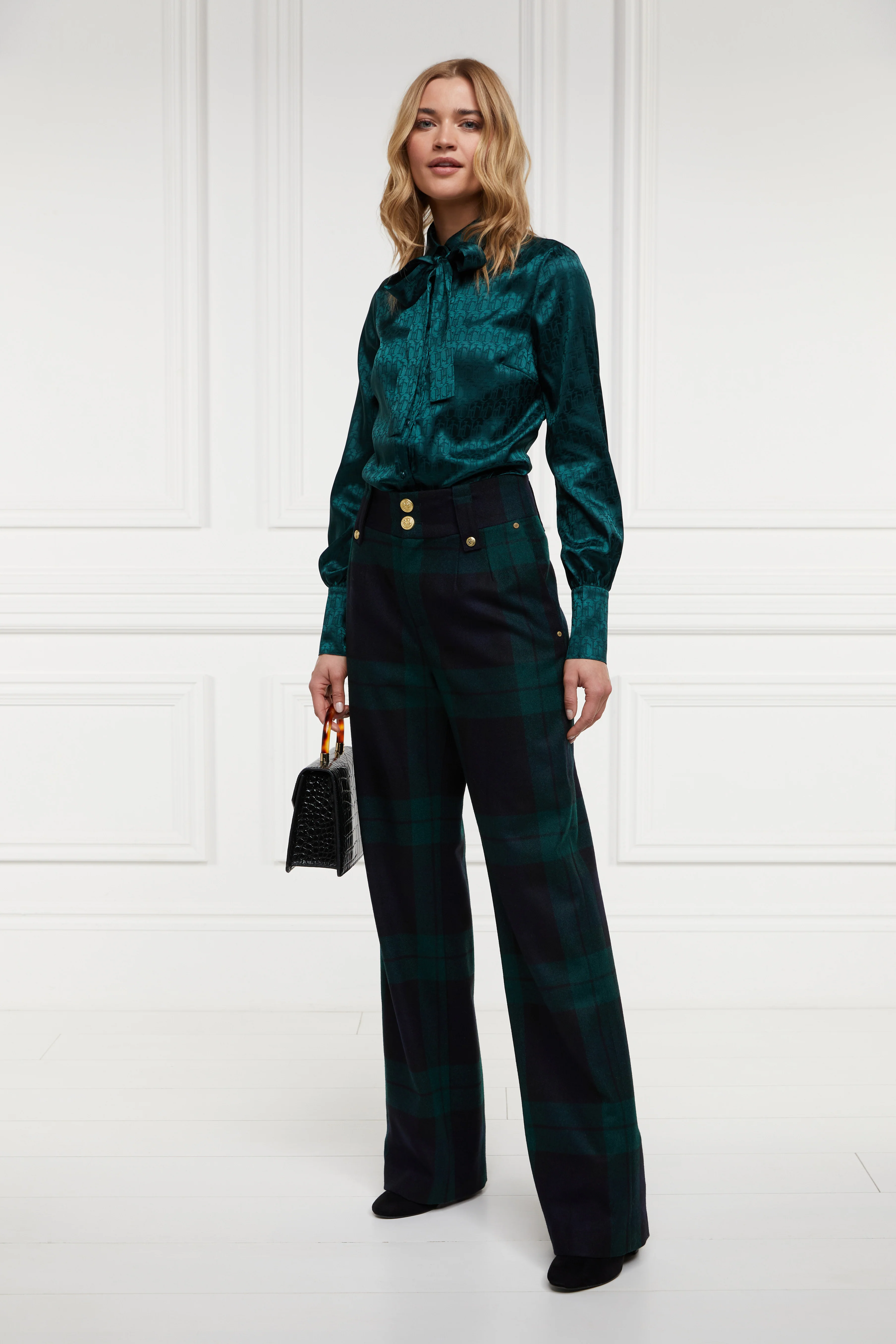 The Tartan Look (Fiona Andrews) - Image 2